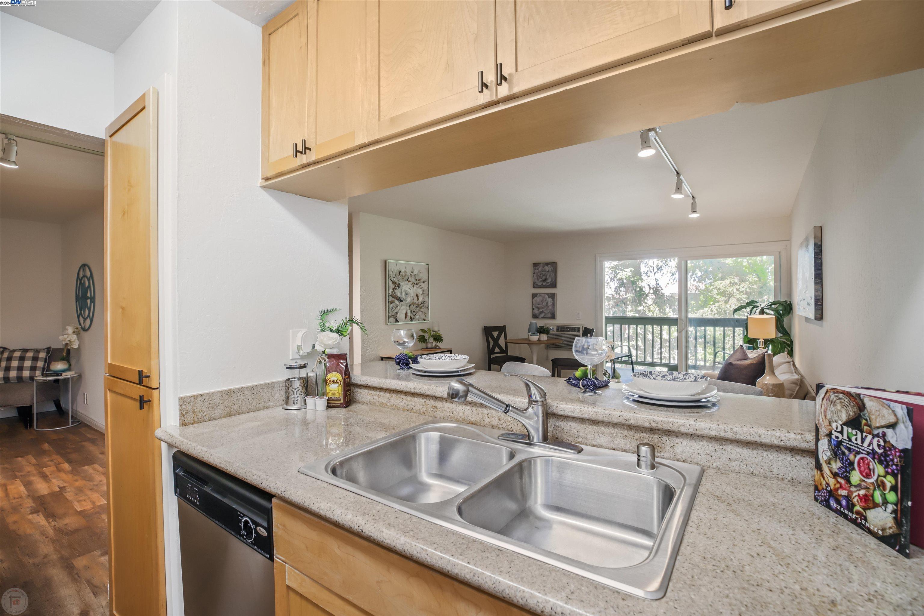 Detail Gallery Image 16 of 45 For 1087 Murrieta Blvd #342,  Livermore,  CA 94550 - 1 Beds | 1 Baths