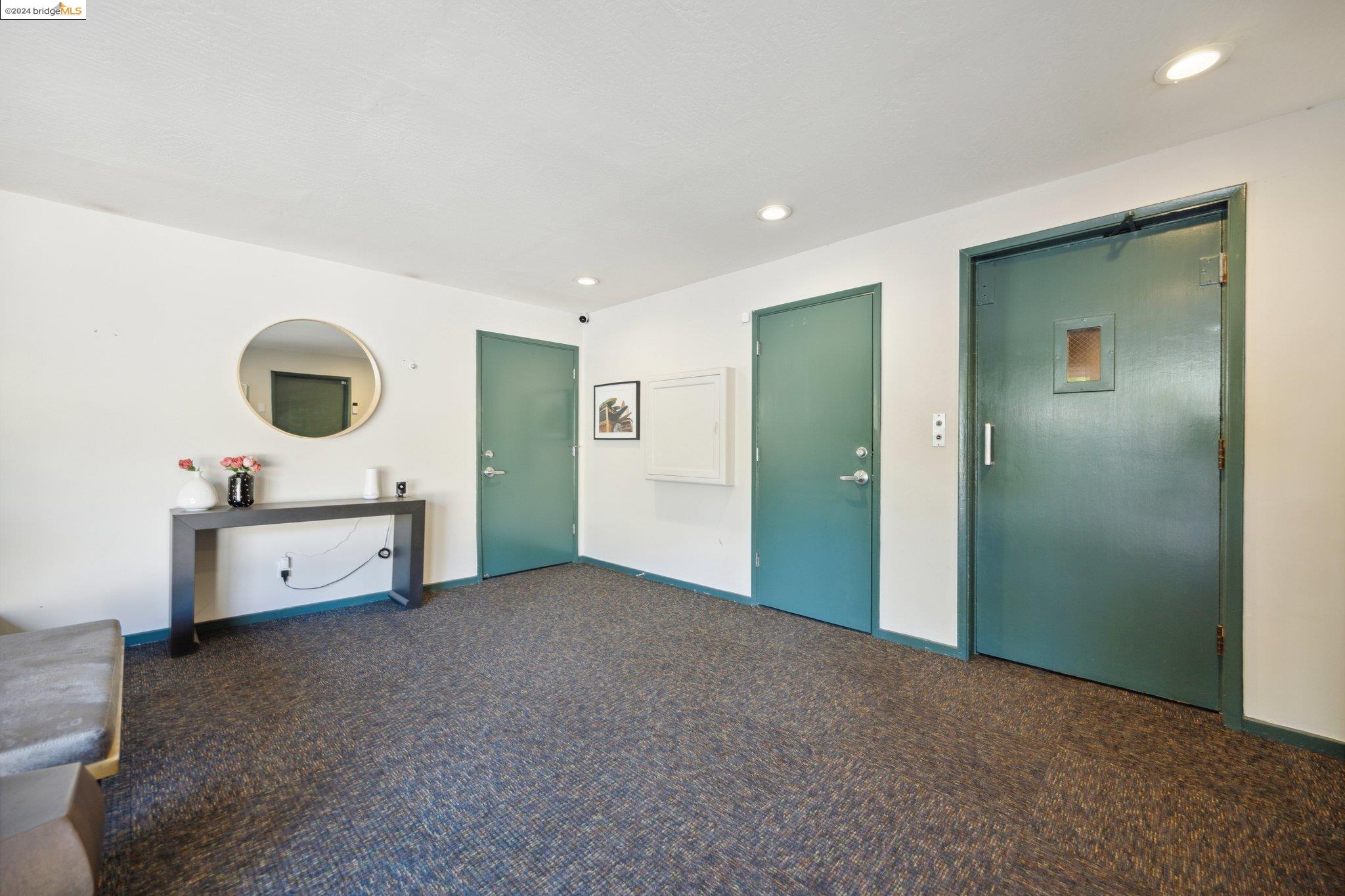 Detail Gallery Image 42 of 47 For 255 Lee St #4,  Oakland,  CA 94610 - 3 Beds | 2/1 Baths