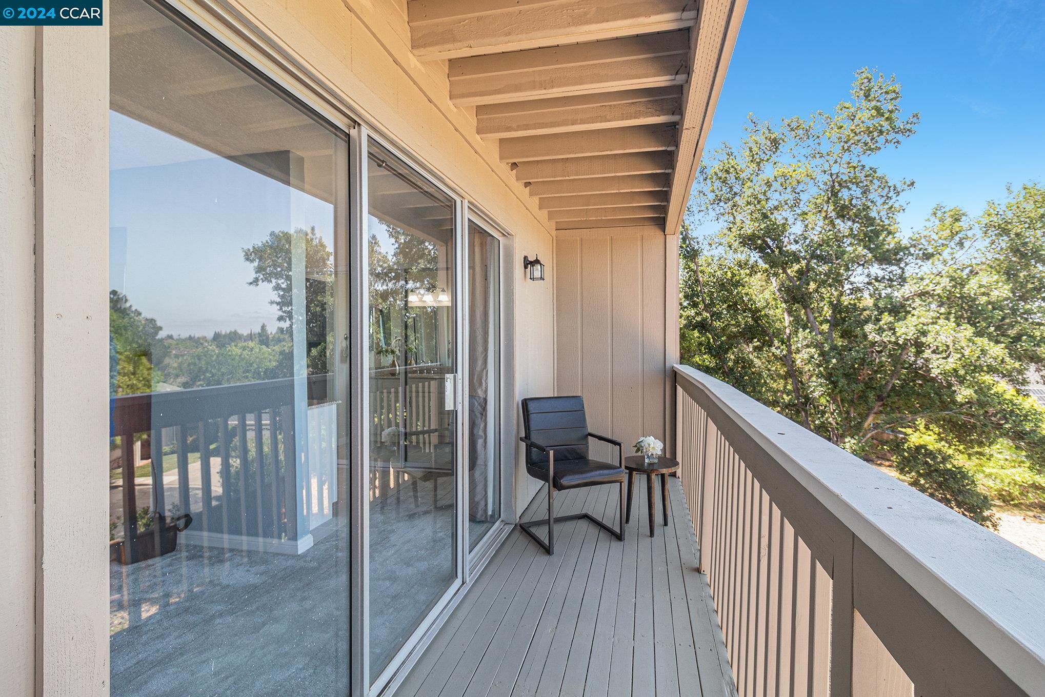 Detail Gallery Image 16 of 44 For 4360 Eagle Peak Rd #D,  Concord,  CA 94521 - 4 Beds | 2/1 Baths