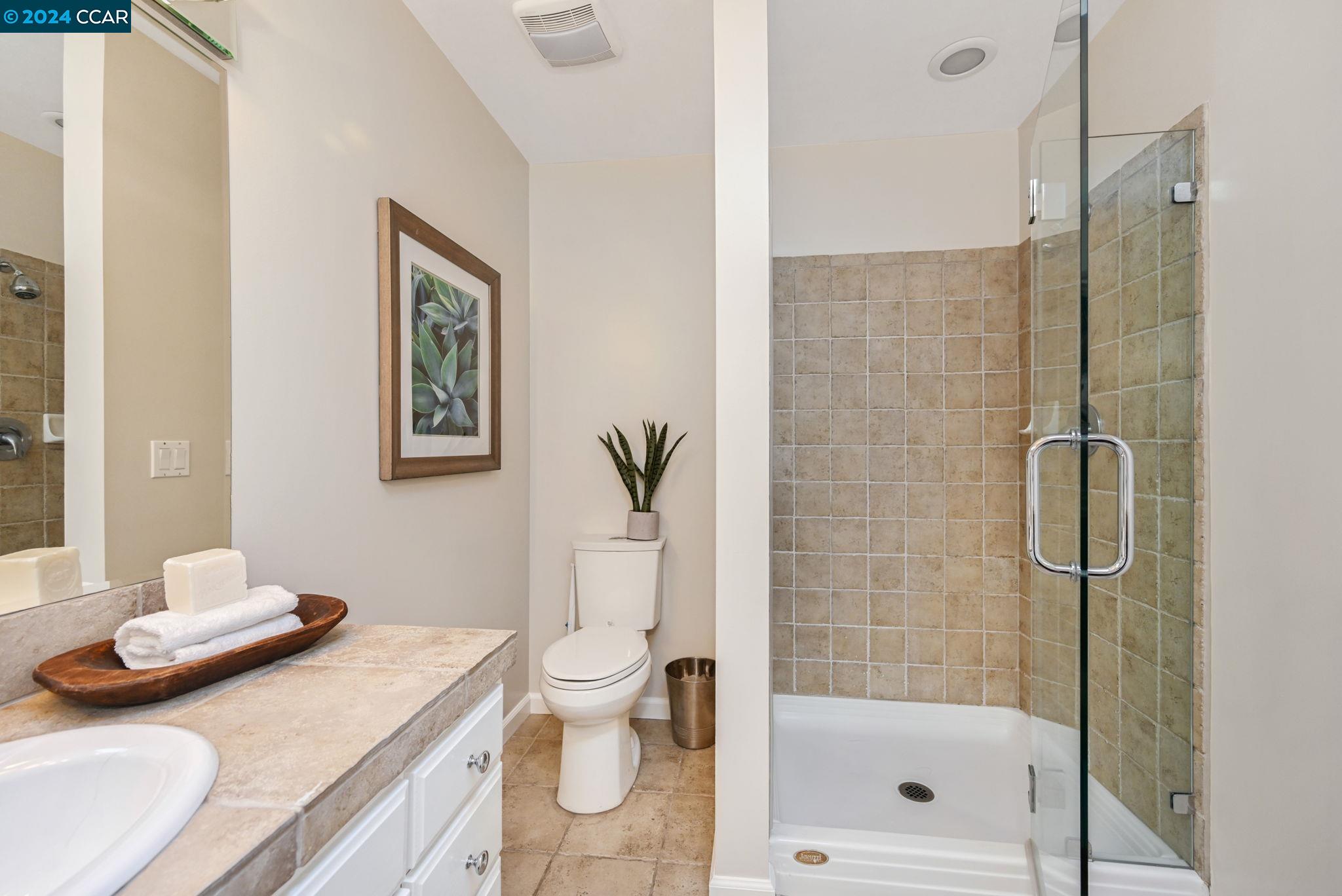 Detail Gallery Image 16 of 31 For 515 Ridgeview Ct, Pleasant Hill,  CA 94523 - 3 Beds | 2 Baths