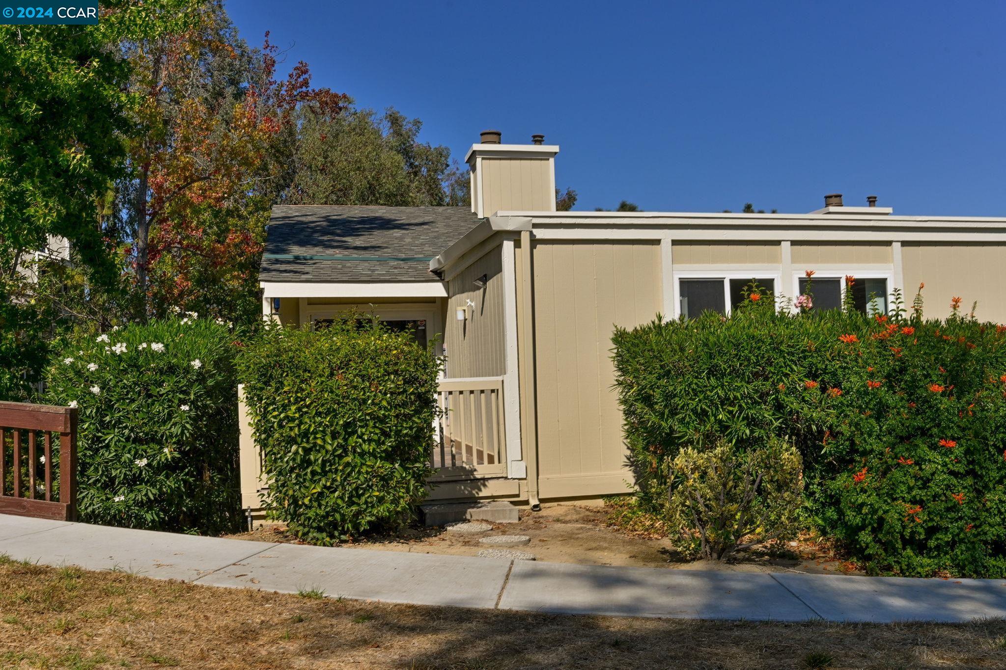 Detail Gallery Image 27 of 31 For 515 Ridgeview Ct, Pleasant Hill,  CA 94523 - 3 Beds | 2 Baths