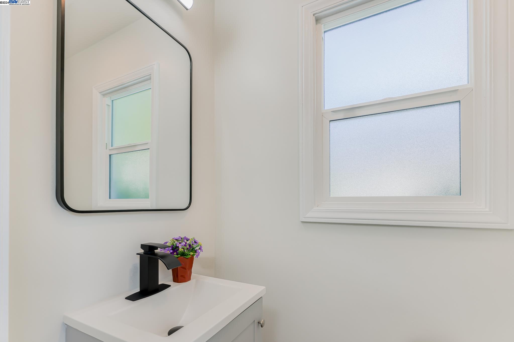 Detail Gallery Image 35 of 46 For 10 N Humboldt St, San Mateo,  CA 94401 - 3 Beds | 2/1 Baths