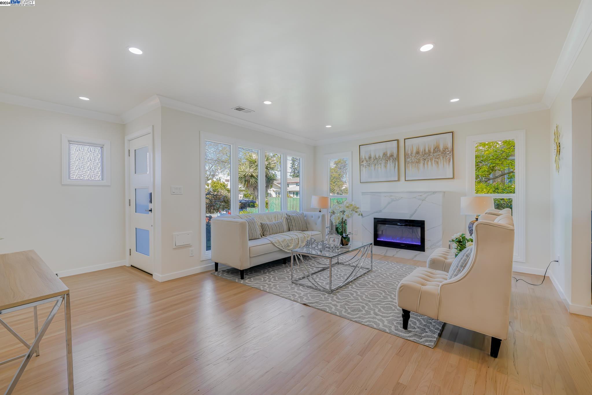 Detail Gallery Image 6 of 46 For 10 N Humboldt St, San Mateo,  CA 94401 - 3 Beds | 2/1 Baths