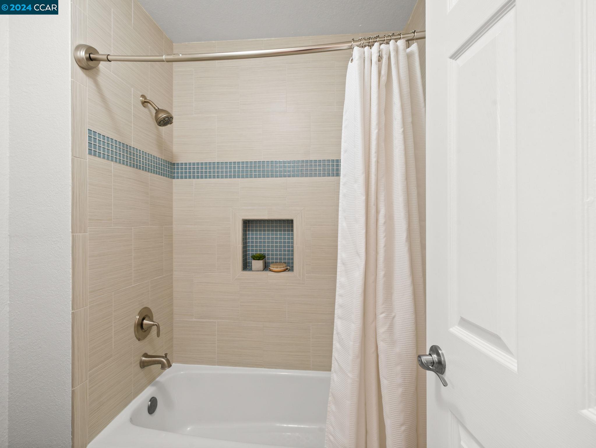 Detail Gallery Image 26 of 48 For 619 Little Lane, Pleasant Hill,  CA 94523-2178 - 3 Beds | 2/2 Baths