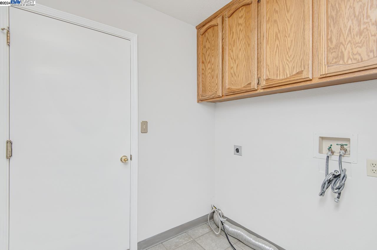 Detail Gallery Image 18 of 35 For 175 N Hickory Ave, Tracy,  CA 95376 - 3 Beds | 2 Baths