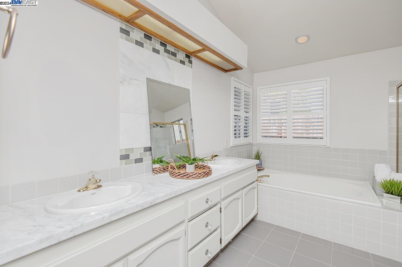Detail Gallery Image 25 of 35 For 175 N Hickory Ave, Tracy,  CA 95376 - 3 Beds | 2 Baths