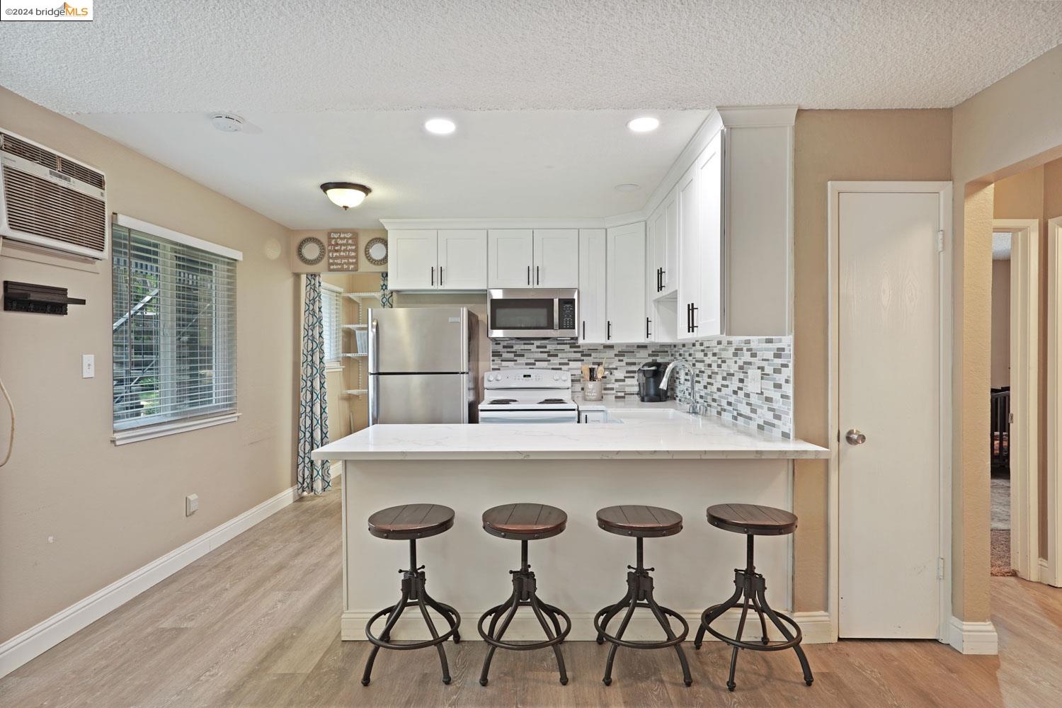 Detail Gallery Image 7 of 26 For 1707 W Swain Rd #6,  Stockton,  CA 95207 - 2 Beds | 1 Baths