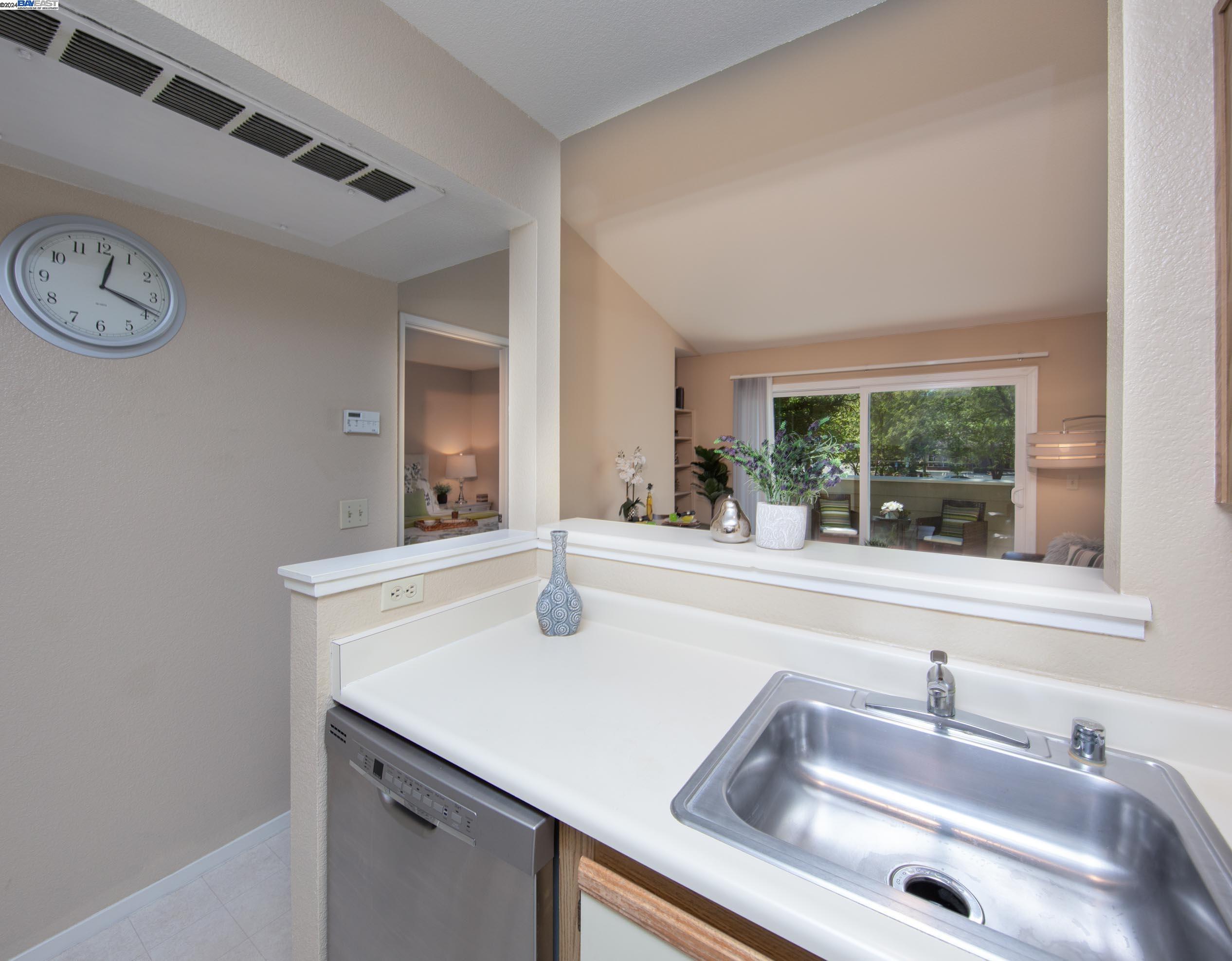Detail Gallery Image 9 of 25 For 120 Reflections Dr #26,  San Ramon,  CA 94583 - 1 Beds | 1 Baths
