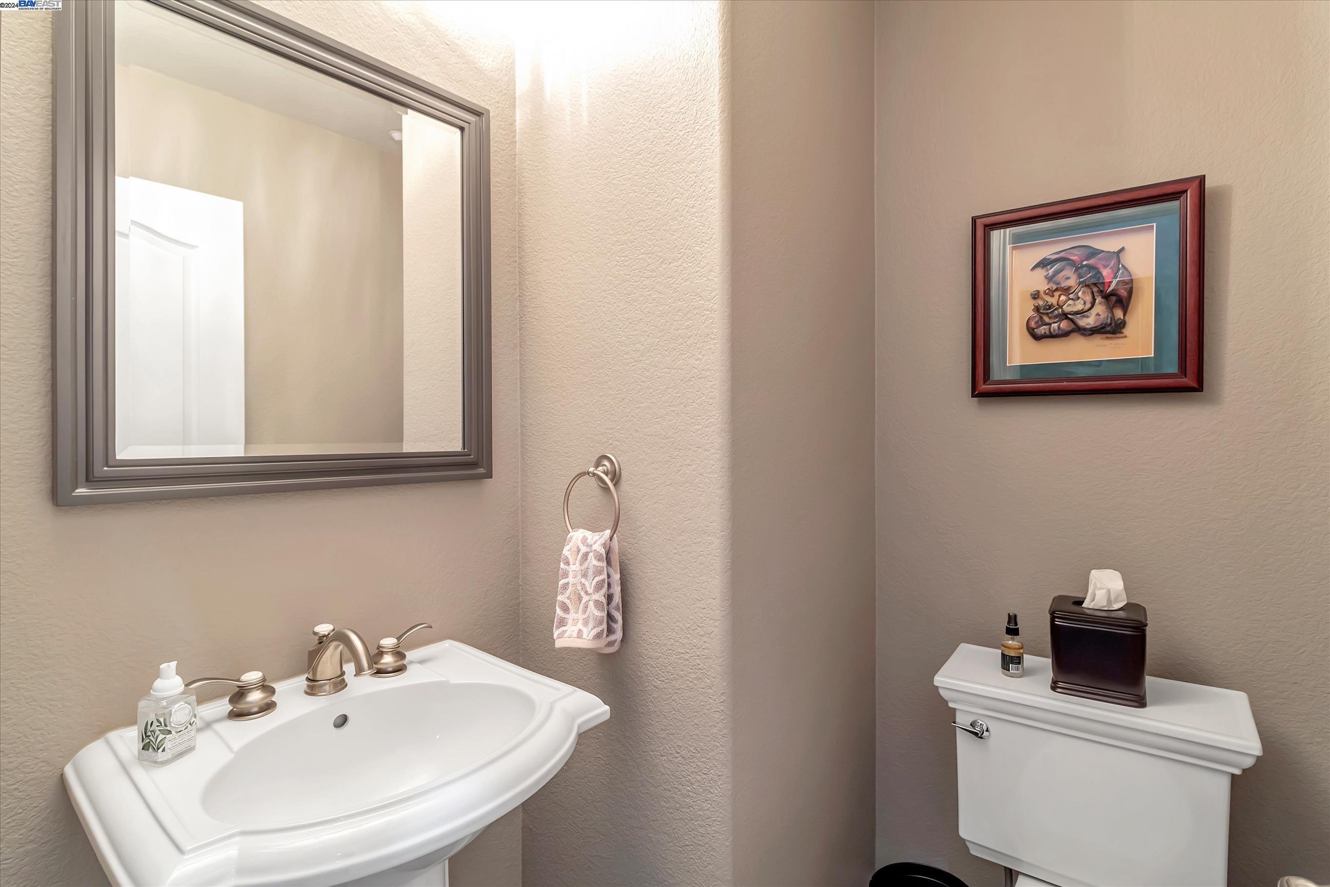 Detail Gallery Image 28 of 53 For 2725 Vine Drive, Livermore,  CA 94550 - 5 Beds | 3/1 Baths