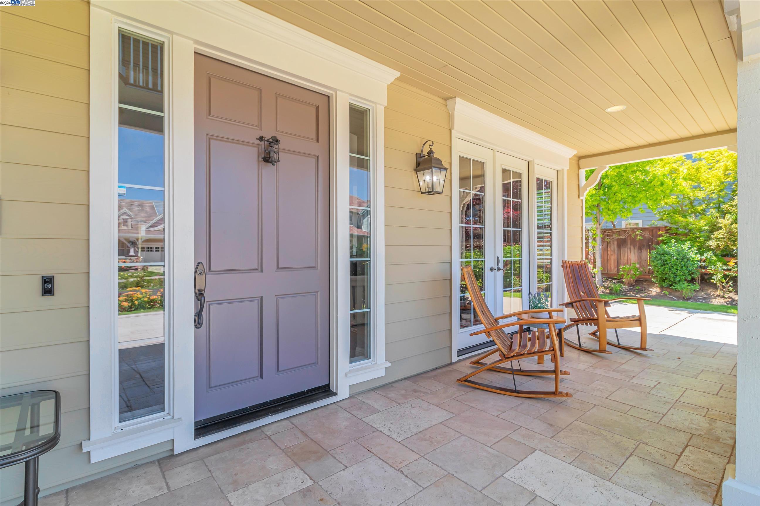 Detail Gallery Image 5 of 53 For 2725 Vine Drive, Livermore,  CA 94550 - 5 Beds | 3/1 Baths