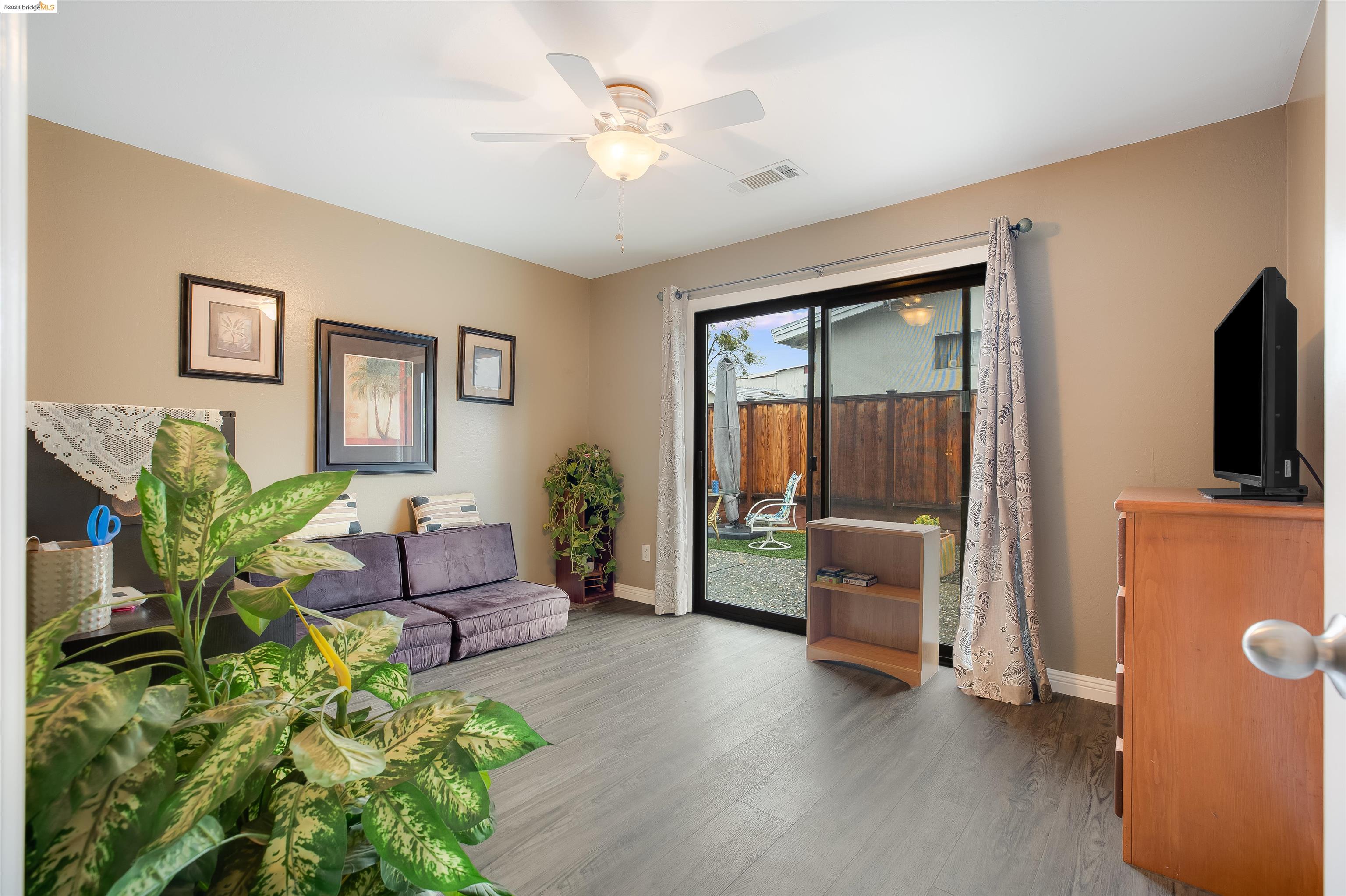 Detail Gallery Image 20 of 51 For 4041 Camino Vinedo, Martinez,  CA 94553 - 4 Beds | 2 Baths
