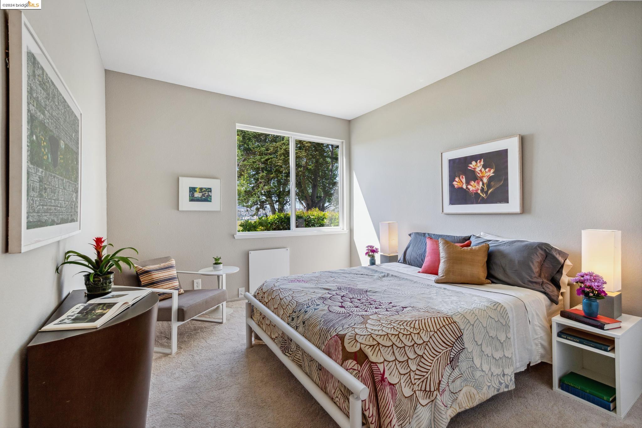 Detail Gallery Image 21 of 39 For 165 Lakeshore Ct, Richmond,  CA 94804 - 2 Beds | 2 Baths