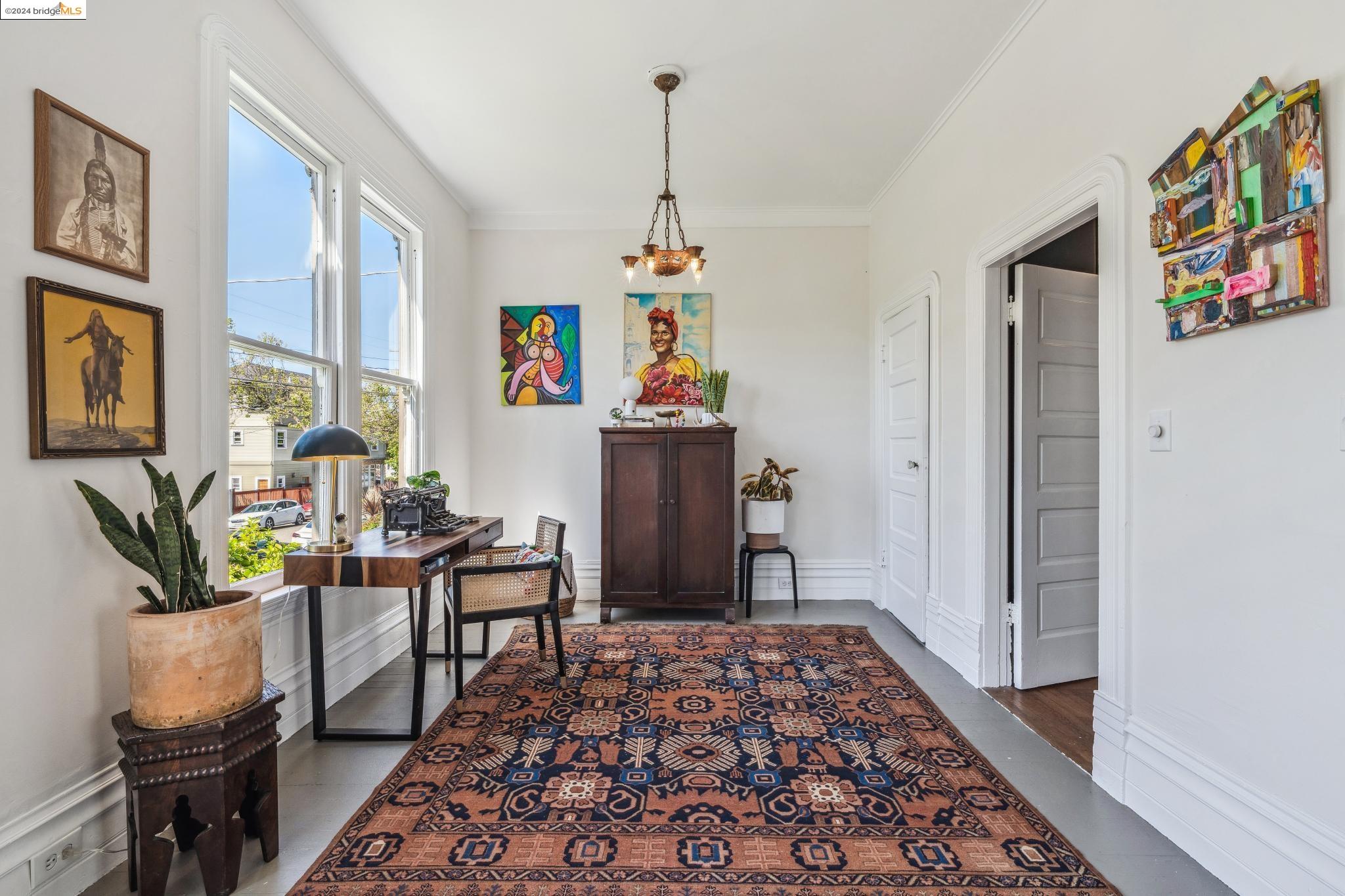 Detail Gallery Image 11 of 58 For 2119 Essex St, Berkeley,  CA 94705 - 4 Beds | 2 Baths