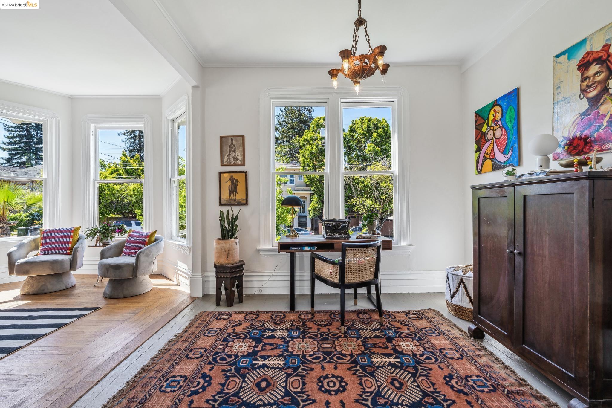 Detail Gallery Image 9 of 58 For 2119 Essex St, Berkeley,  CA 94705 - 4 Beds | 2 Baths