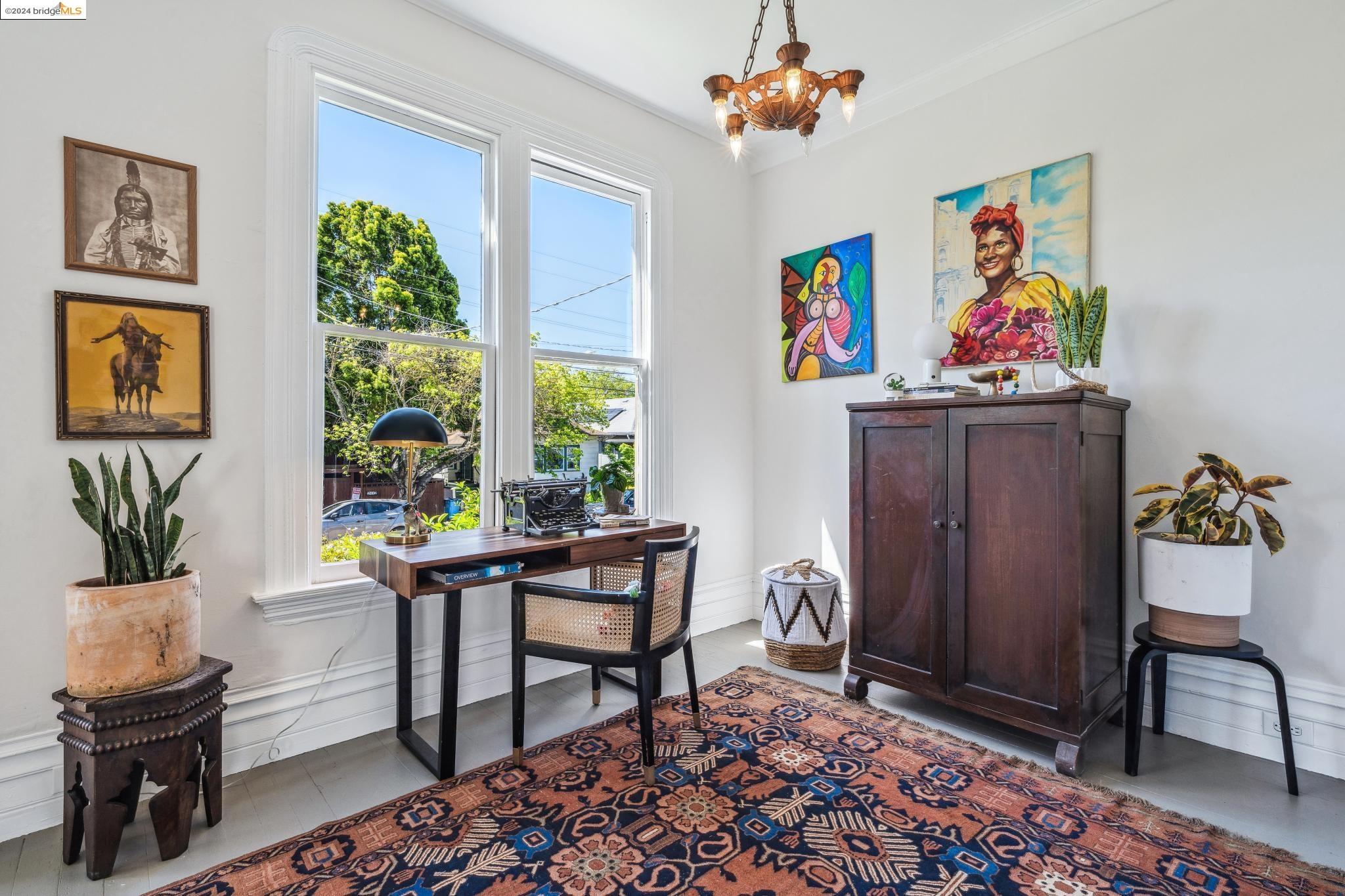 Detail Gallery Image 10 of 58 For 2119 Essex St, Berkeley,  CA 94705 - 4 Beds | 2 Baths
