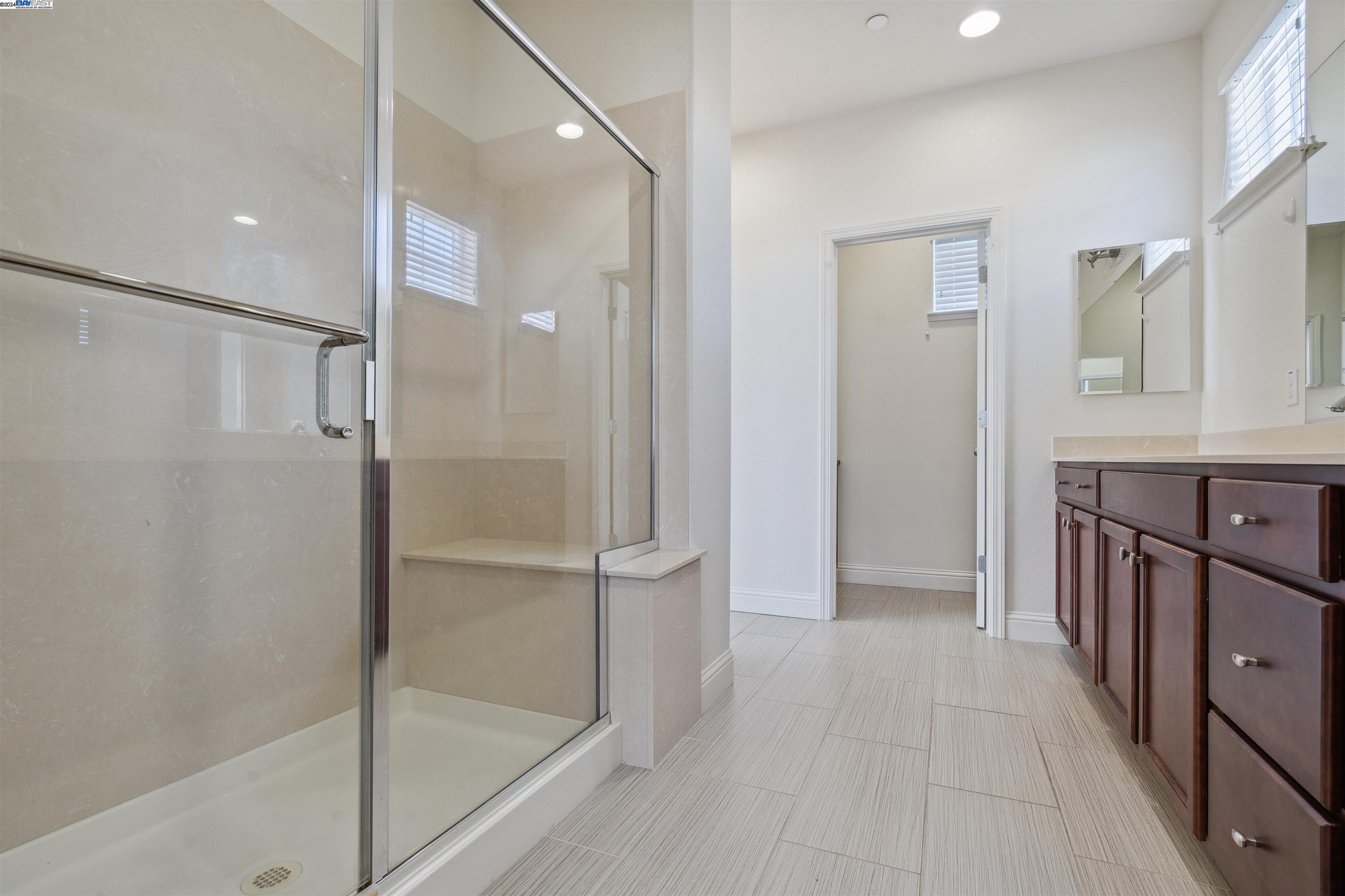 Detail Gallery Image 37 of 60 For 2965 Vittoria Loop, Dublin,  CA 94568 - 4 Beds | 3/1 Baths