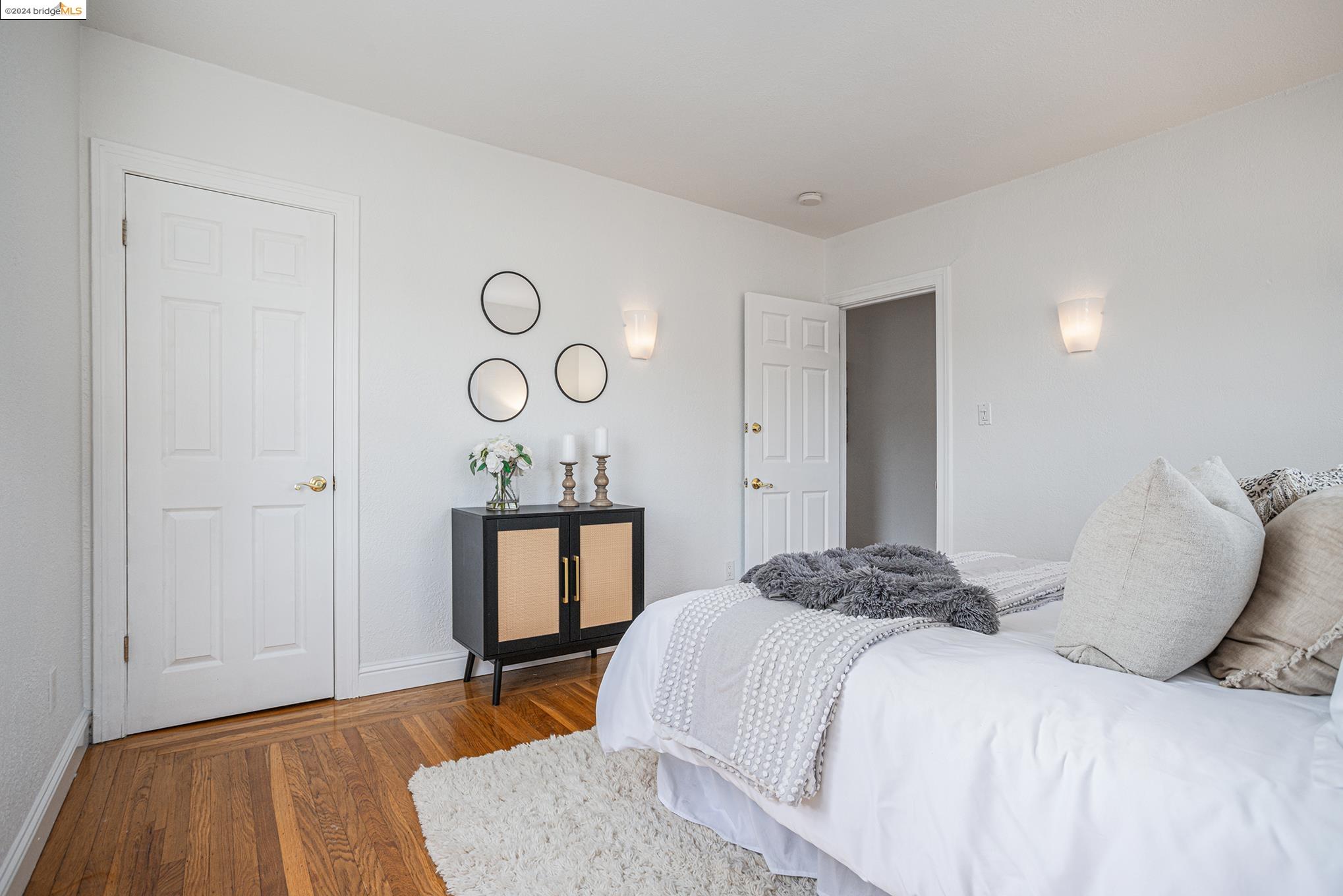 Detail Gallery Image 22 of 38 For 24 Kingsland Place, Oakland,  CA 94619 - 5 Beds | 2 Baths