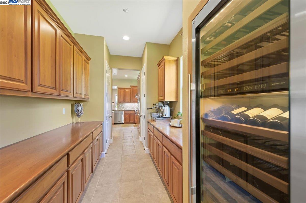 Detail Gallery Image 18 of 46 For 2963 Lerida Ct, Livermore,  CA 94550 - 4 Beds | 3/1 Baths