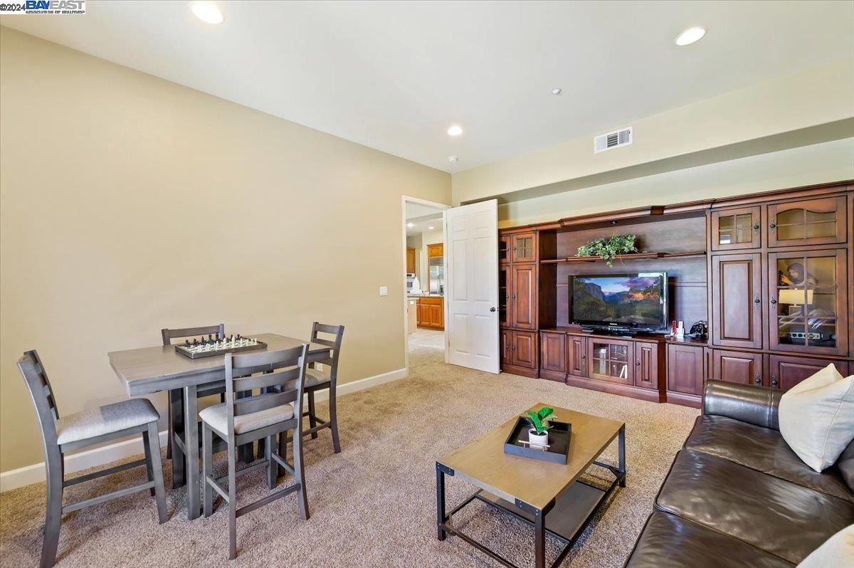 Detail Gallery Image 23 of 46 For 2963 Lerida Ct, Livermore,  CA 94550 - 4 Beds | 3/1 Baths
