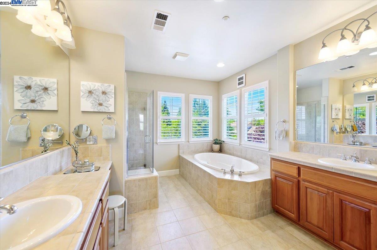 Detail Gallery Image 27 of 46 For 2963 Lerida Ct, Livermore,  CA 94550 - 4 Beds | 3/1 Baths