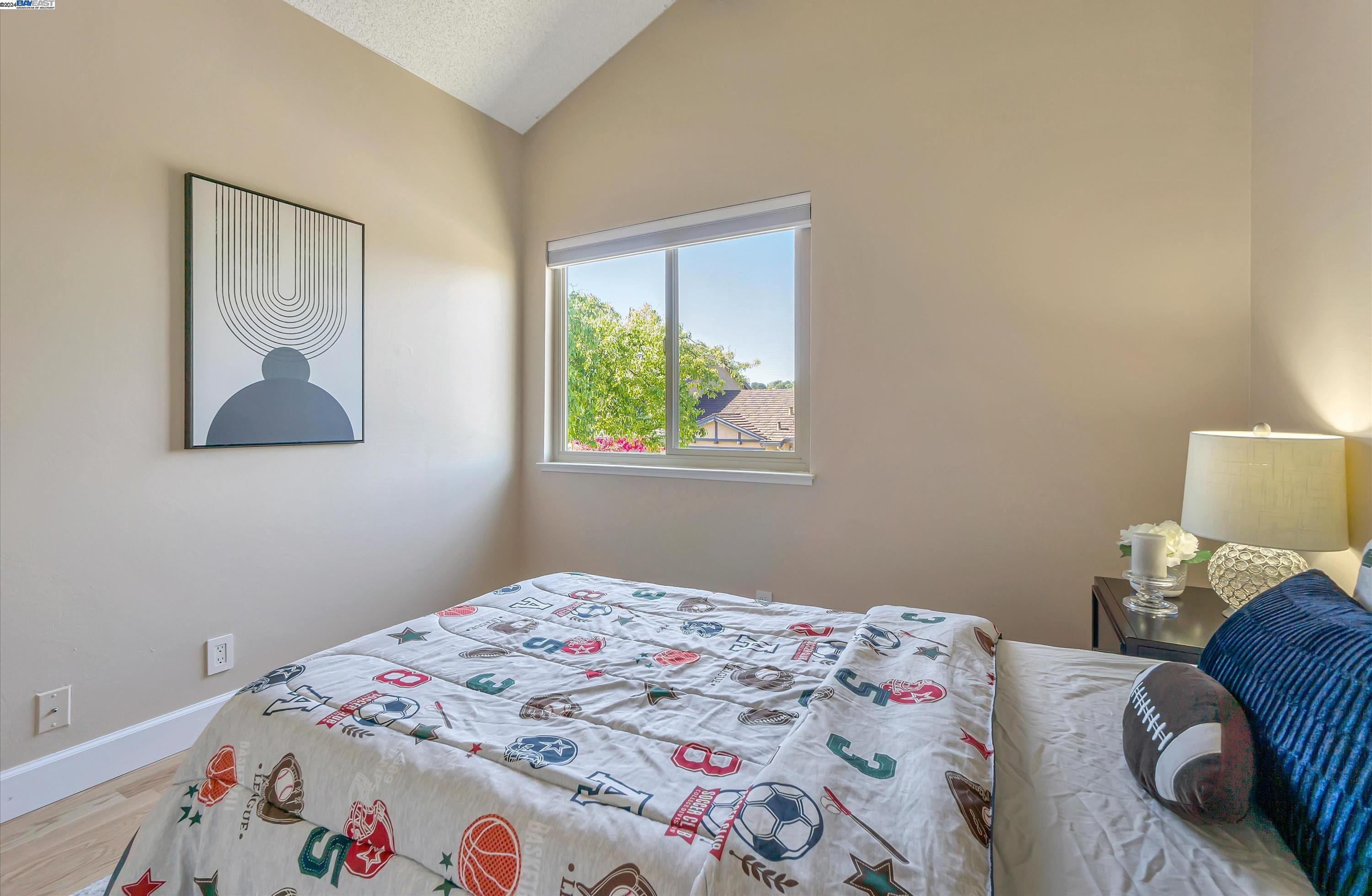 Detail Gallery Image 32 of 58 For 2132 Redrock Pl, Martinez,  CA 94553 - 4 Beds | 2/1 Baths