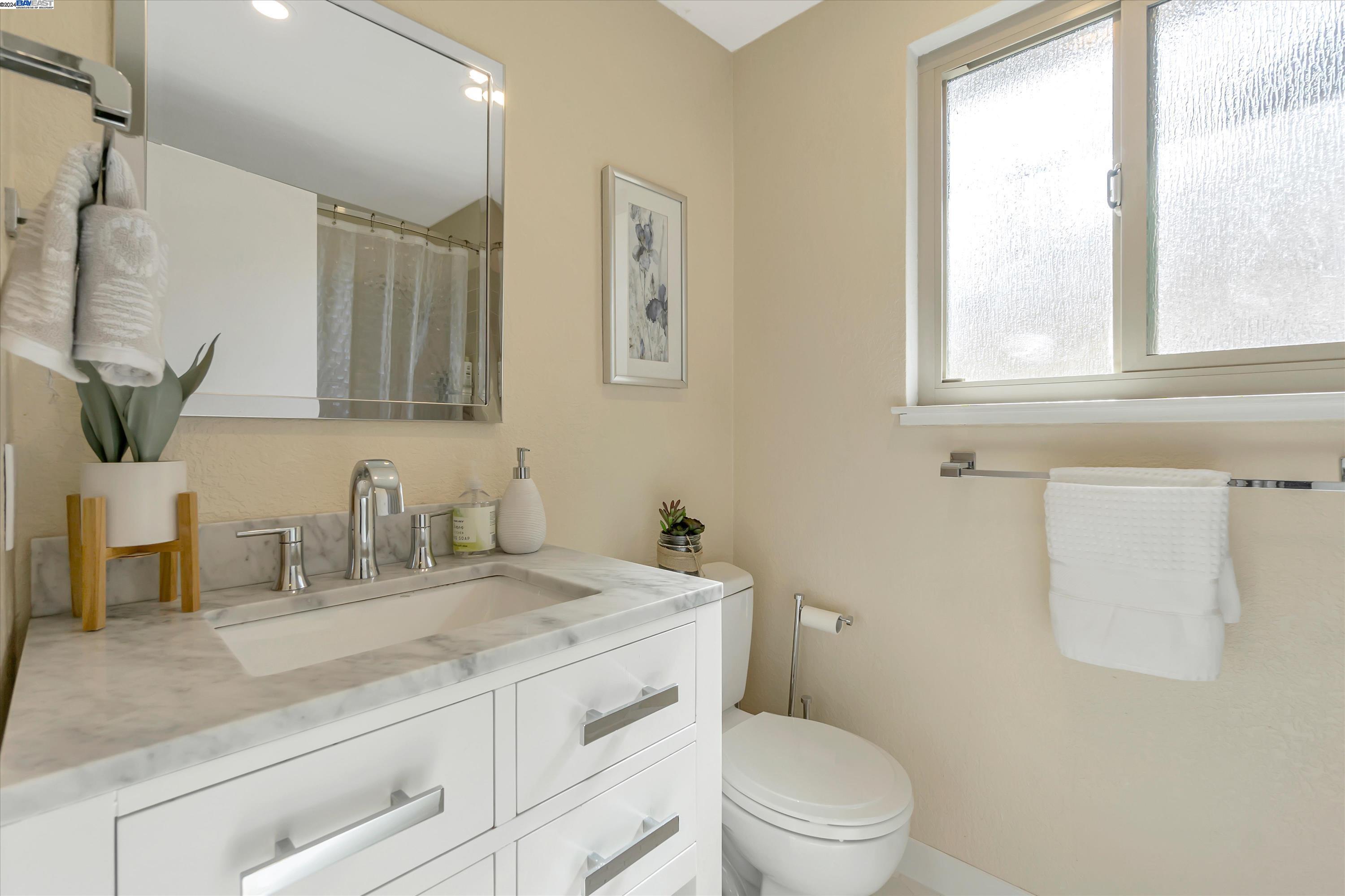Detail Gallery Image 37 of 58 For 2132 Redrock Pl, Martinez,  CA 94553 - 4 Beds | 2/1 Baths