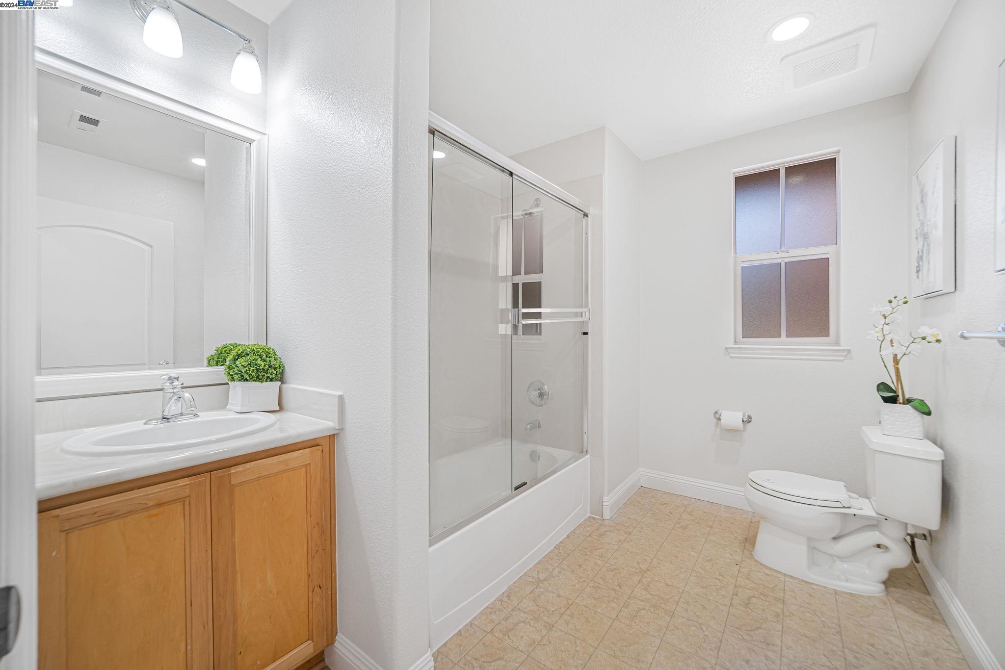 Detail Gallery Image 23 of 30 For 49080 Meadowfaire Cmn #102,  Fremont,  CA 94539 - 2 Beds | 2 Baths