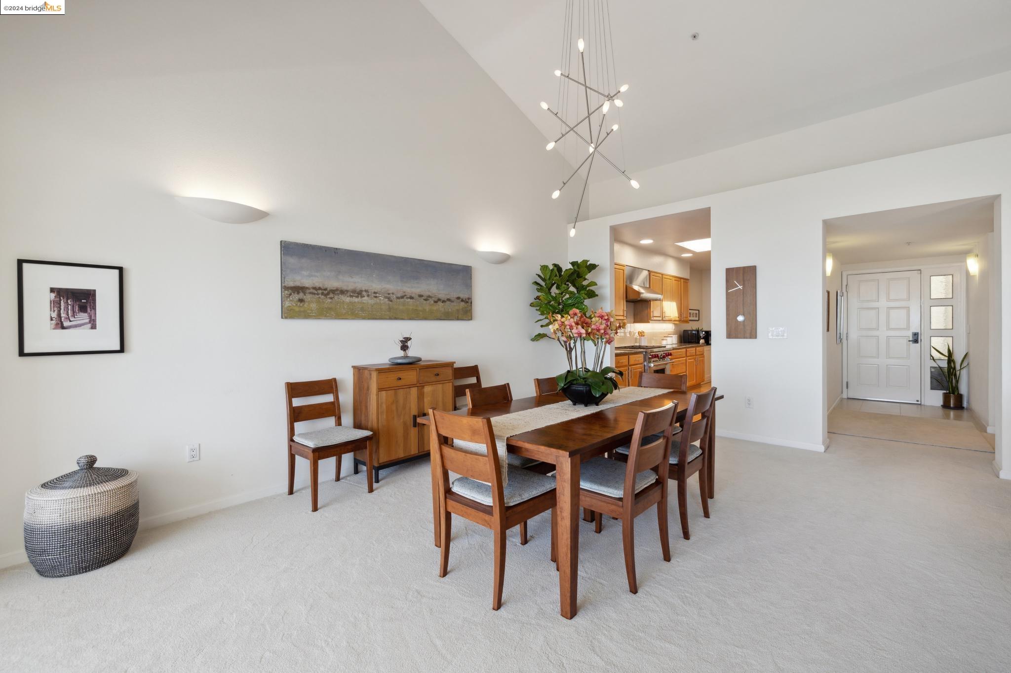 Detail Gallery Image 22 of 57 For 1400 Pinnacle Ct #404,  Richmond,  CA 94801-4180 - 3 Beds | 2 Baths
