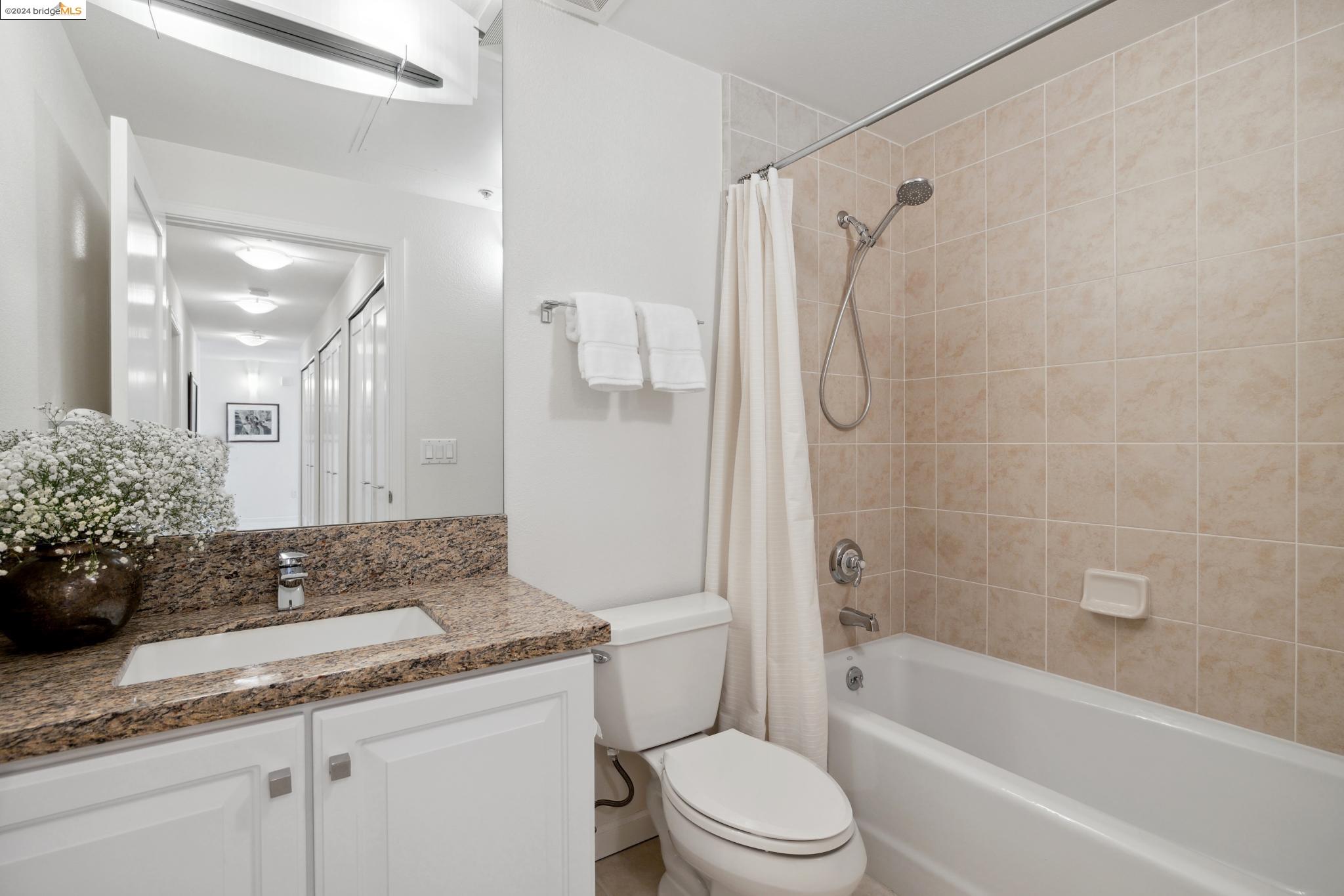 Detail Gallery Image 44 of 57 For 1400 Pinnacle Ct #404,  Richmond,  CA 94801-4180 - 3 Beds | 2 Baths