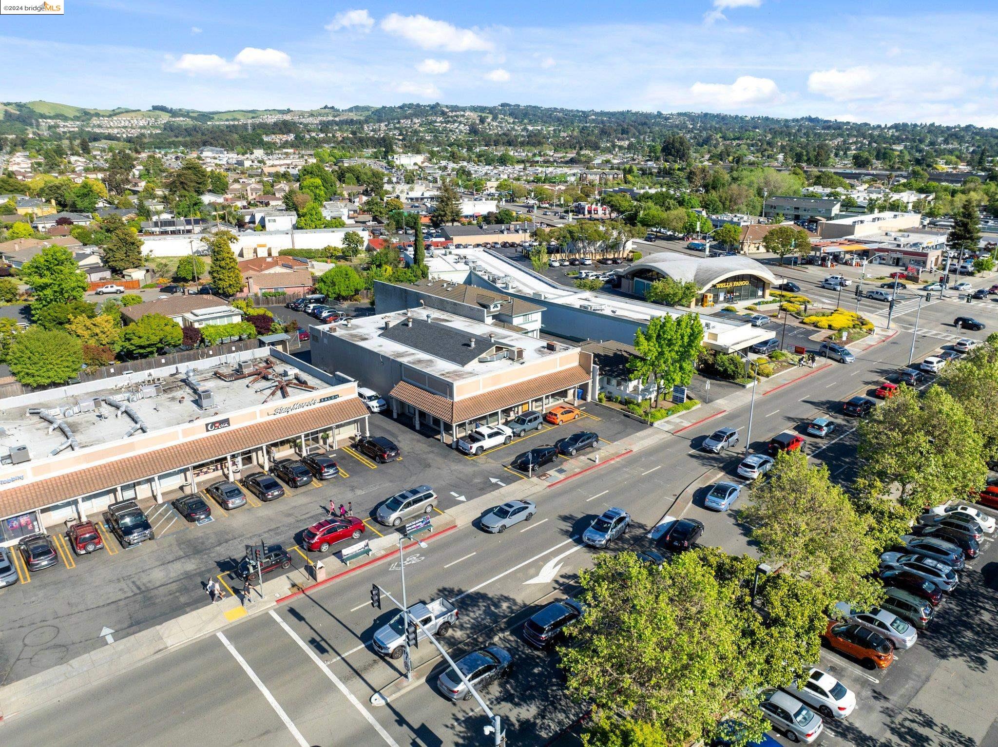 20444 Redwood Road, Castro Valley, California 94546, ,Commercial Lease,For Rent,20444 Redwood Road,41060348