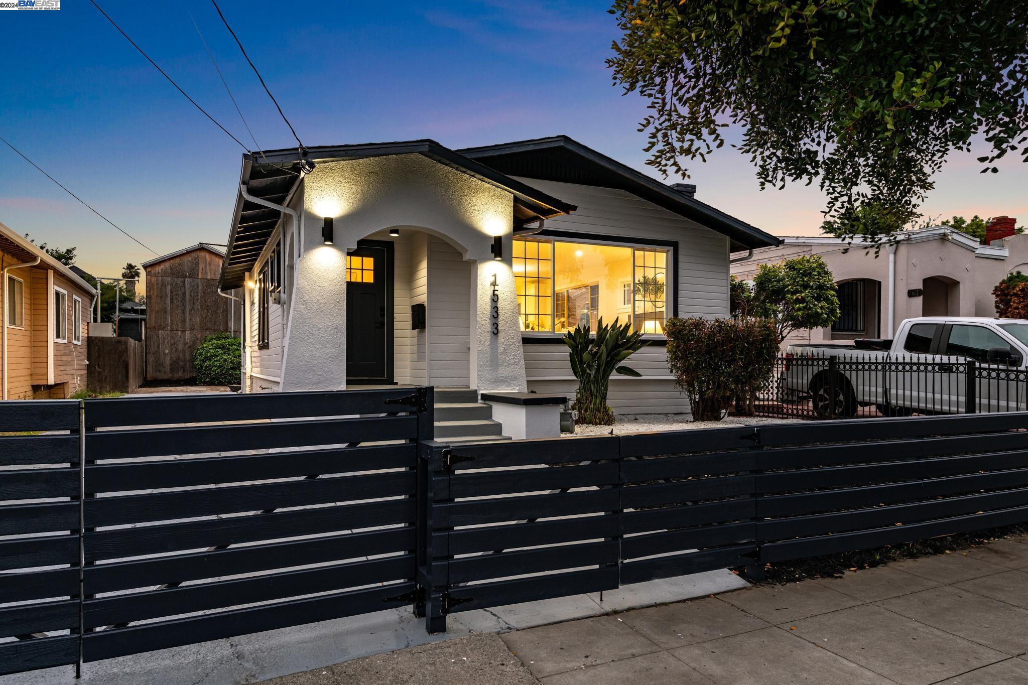 1533 80Th Ave, Oakland, California 94621, 2 Bedrooms Bedrooms, 5 Rooms Rooms,1 BathroomBathrooms,Residential,For Sale,1533 80Th Ave,41061775