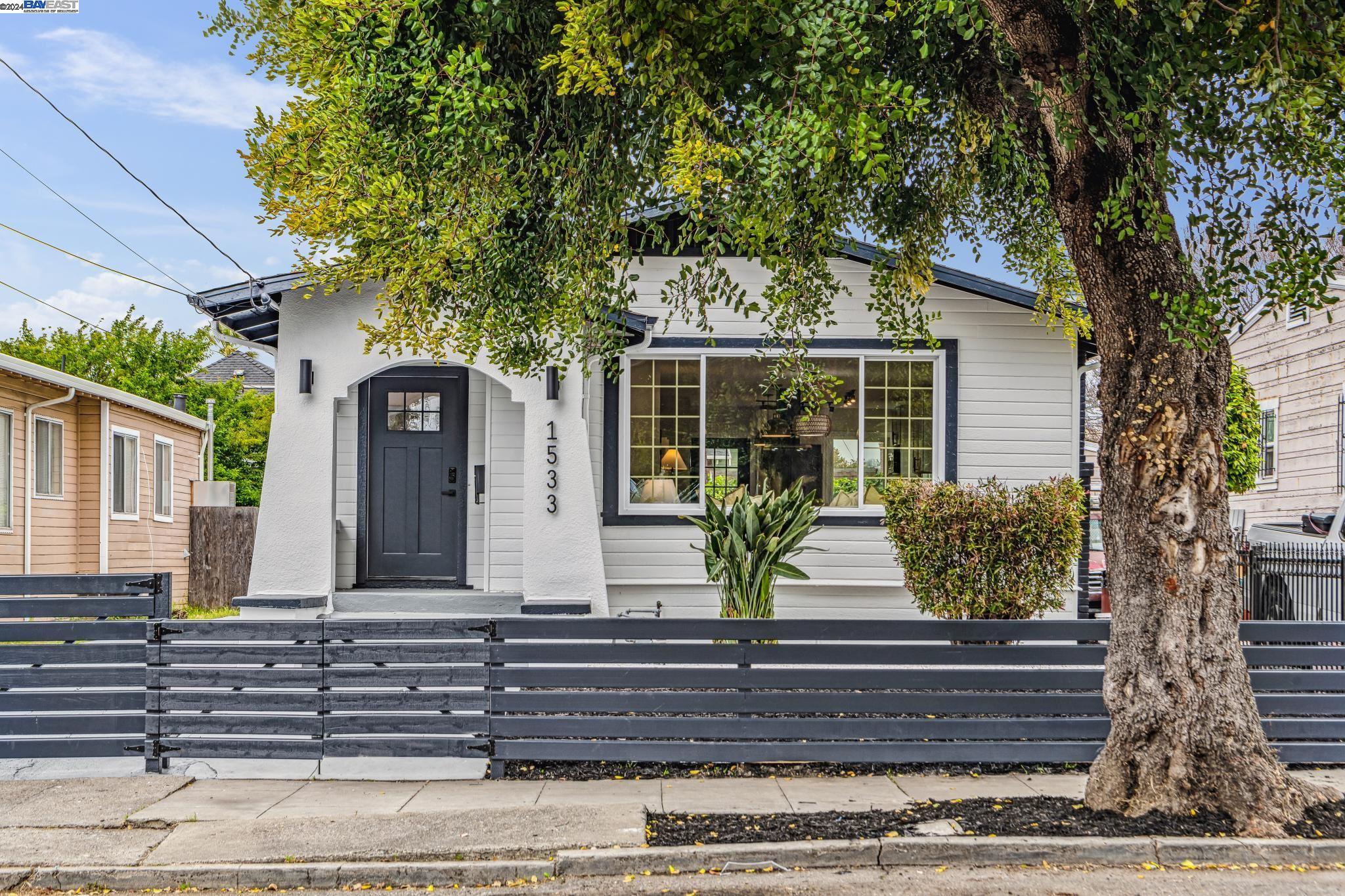 1533 80Th Ave, Oakland, California 94621, 2 Bedrooms Bedrooms, 5 Rooms Rooms,1 BathroomBathrooms,Residential,For Sale,1533 80Th Ave,41061775