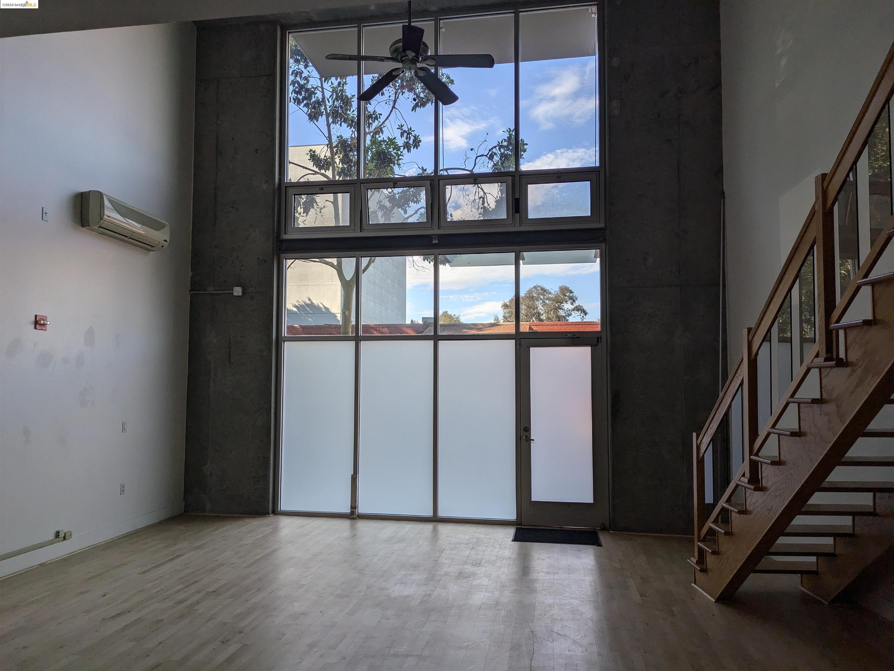 311 Oak St # 110, Oakland, California 94607, 1 Bedroom Bedrooms, 3 Rooms Rooms,2 BathroomsBathrooms,Residential Lease,For Rent,311 Oak St # 110,41064802