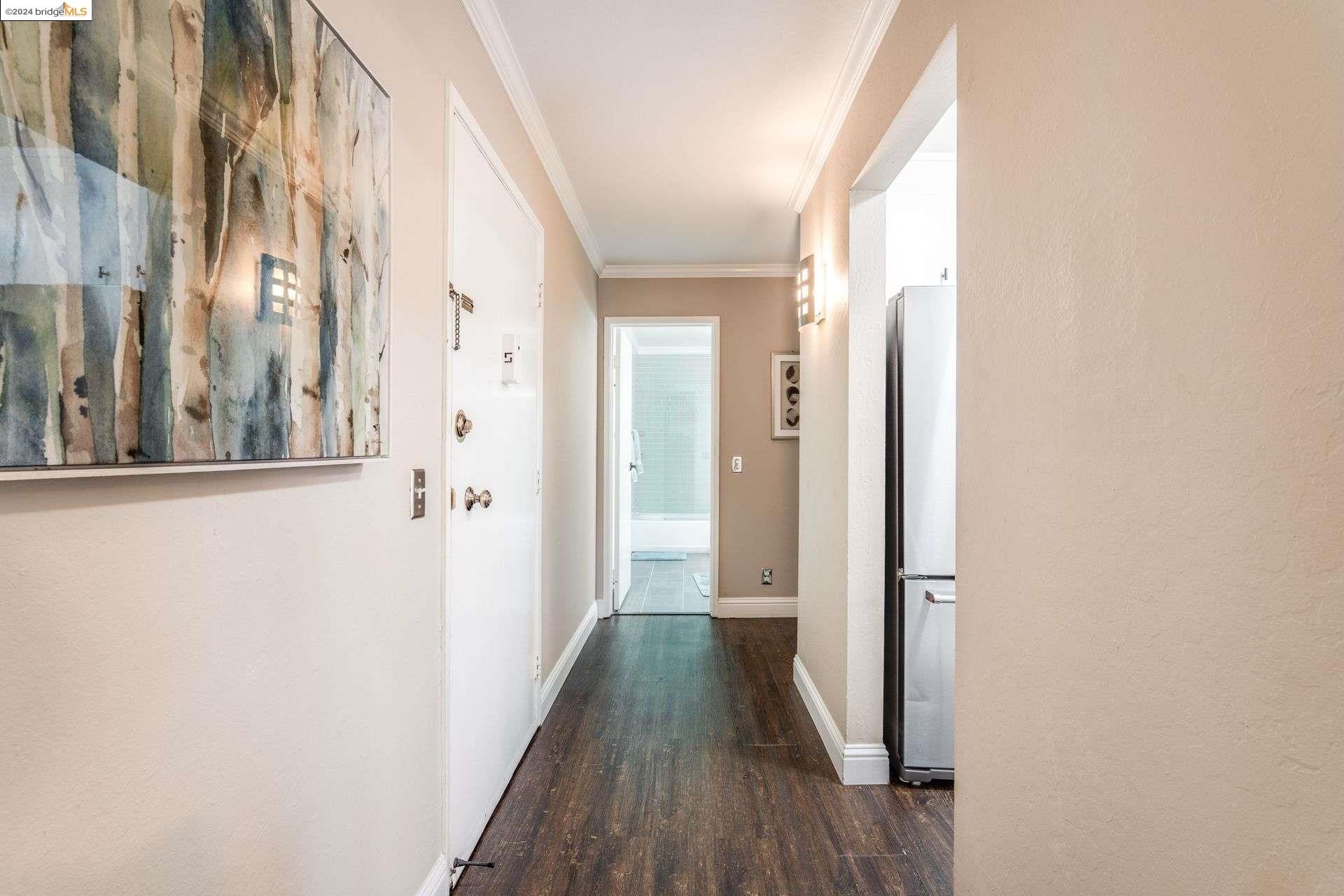 427 Lagunitas Ave # 106, Oakland, California 94610, 1 Bedroom Bedrooms, ,1 BathroomBathrooms,Residential,For Sale,427 Lagunitas Ave # 106,41068174