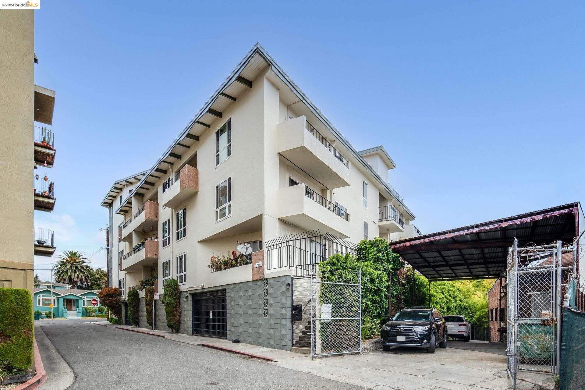 427 Lagunitas Ave # 106, Oakland, California 94610, 1 Bedroom Bedrooms, ,1 BathroomBathrooms,Residential,For Sale,427 Lagunitas Ave # 106,41068174