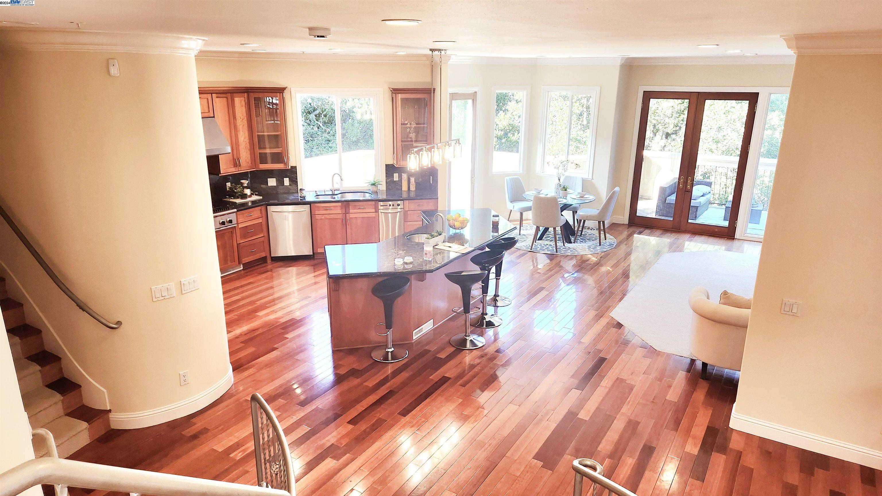 110 Sheridan Rd, Oakland, California 94618, 4 Bedrooms Bedrooms, 11 Rooms Rooms,3 BathroomsBathrooms,Residential,For Sale,110 Sheridan Rd,41069585