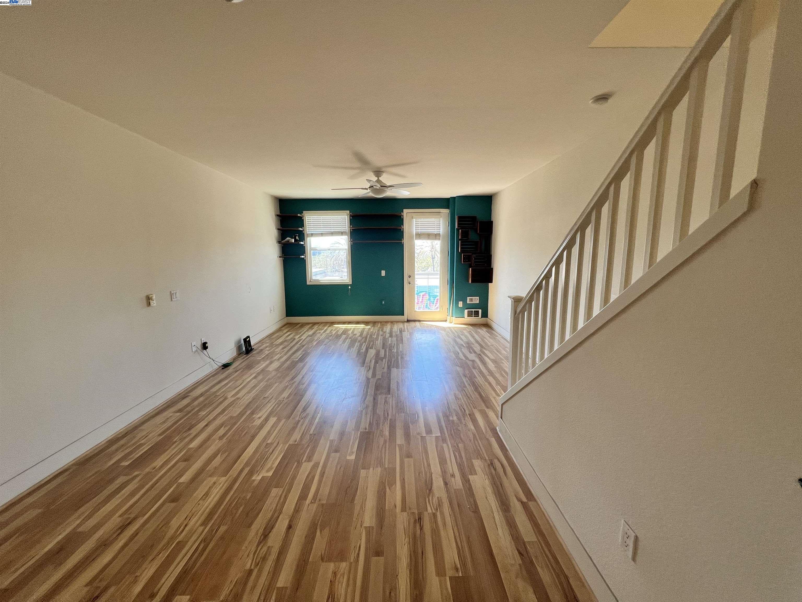 1528 Brunswig Ln # 54, Emeryville, California 94608, 2 Bedrooms Bedrooms, 7 Rooms Rooms,2 BathroomsBathrooms,Residential Lease,For Rent,1528 Brunswig Ln # 54,41069837