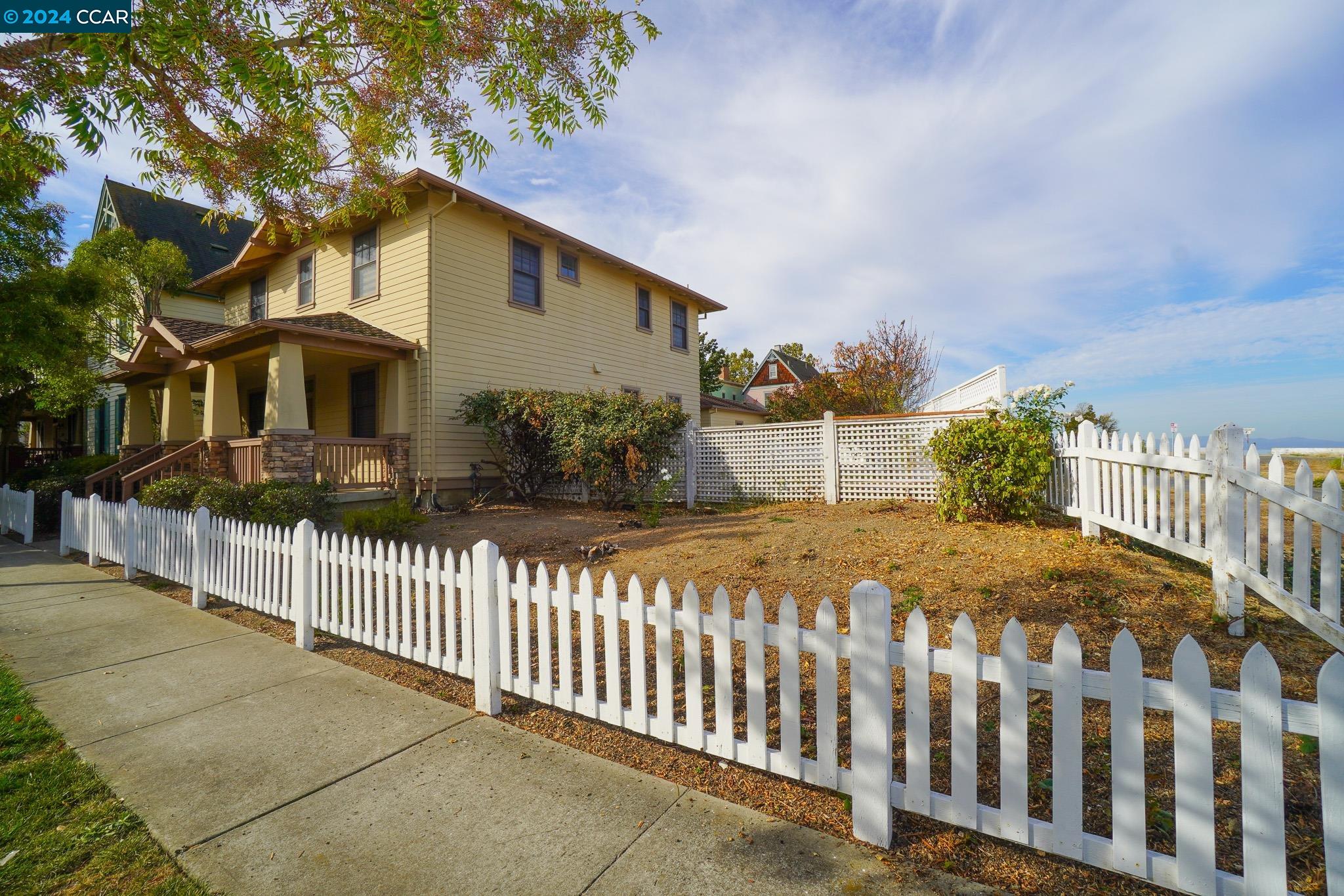 1226 Earnest St, Hercules, California 94547, 4 Bedrooms Bedrooms, 10 Rooms Rooms,2 BathroomsBathrooms,Residential Lease,For Rent,1226 Earnest St,41070705