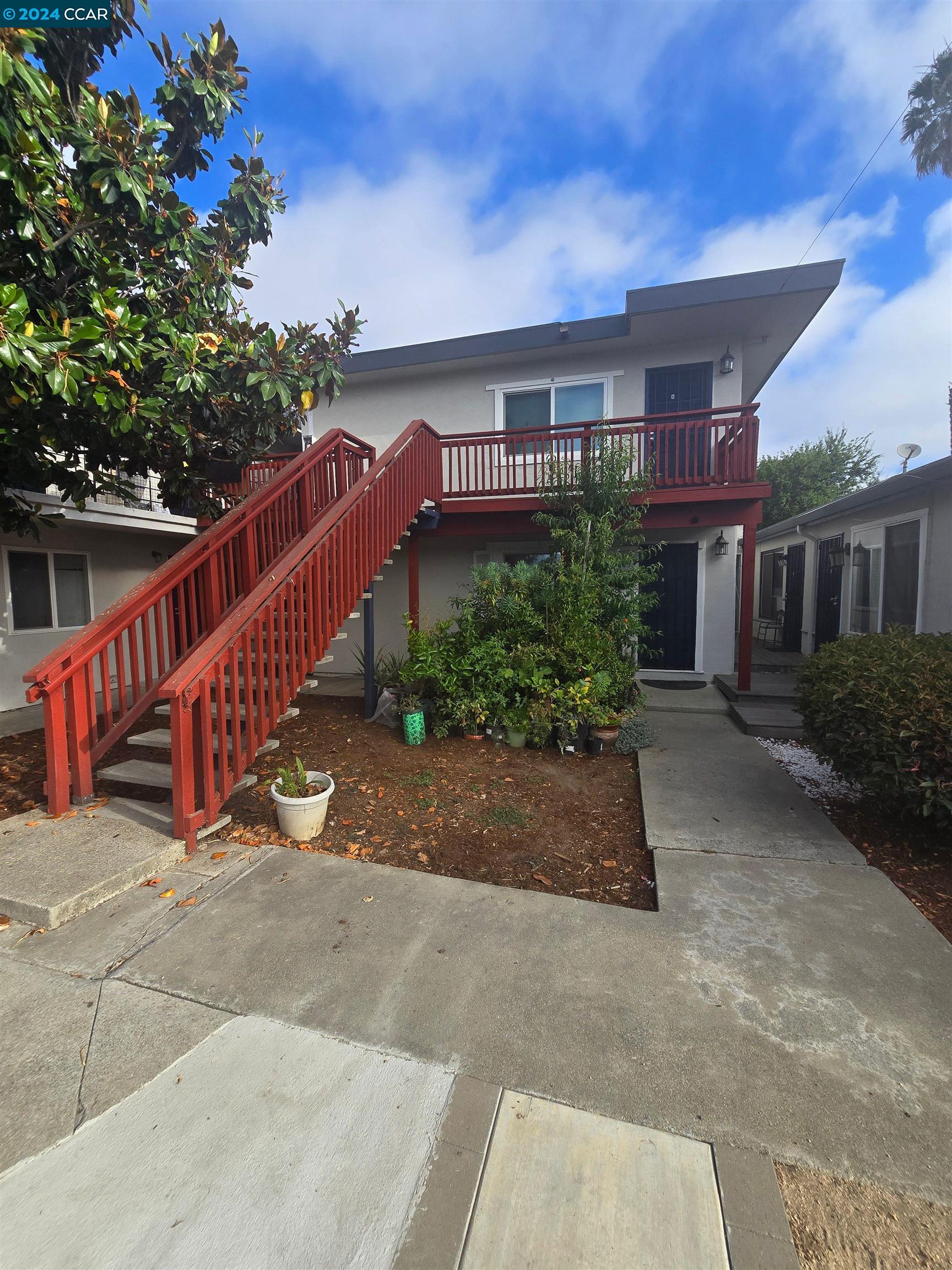 266 Smalley Avenue #H, Hayward, California 94541, 2 Bedrooms Bedrooms, 5 Rooms Rooms,1 BathroomBathrooms,Residential Lease,For Rent,266 Smalley Avenue #H,41071116