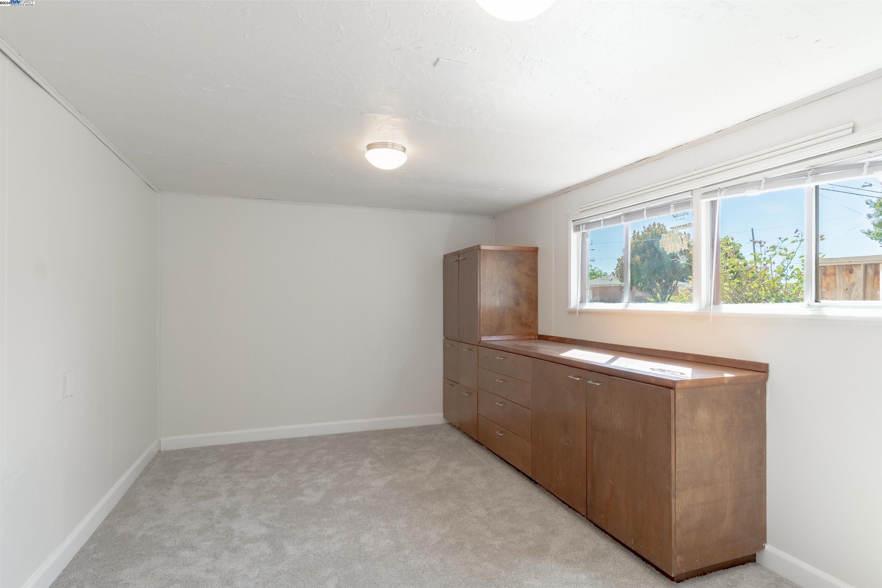 1906 North Blvd, San Leandro, California 94577, 2 Bedrooms Bedrooms, 5 Rooms Rooms,1 BathroomBathrooms,Residential,For Sale,1906 North Blvd,41073178