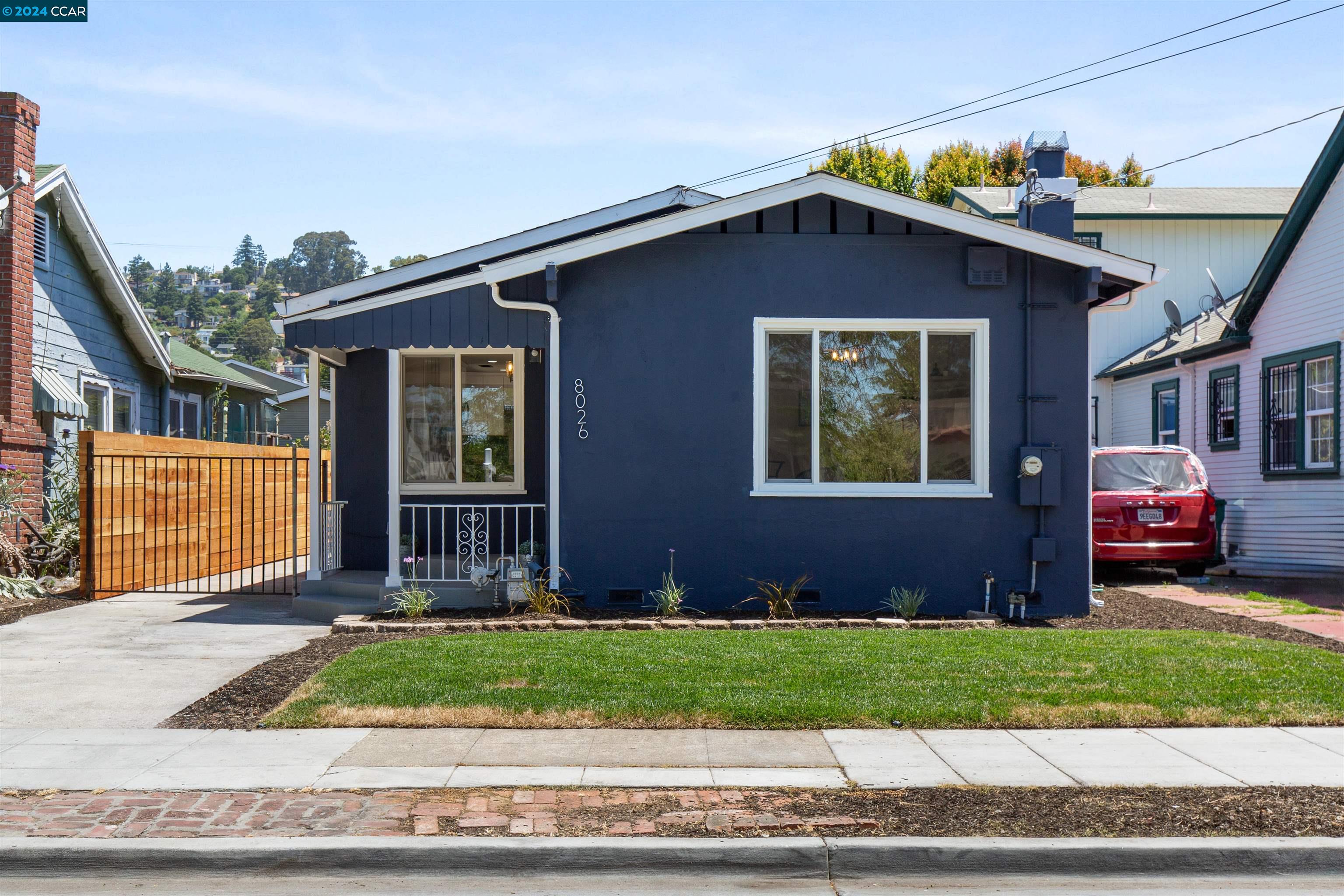 8026 Hillside St, Oakland, California 94605, 2 Bedrooms Bedrooms, 5 Rooms Rooms,1 BathroomBathrooms,Residential,For Sale,8026 Hillside St,41073309