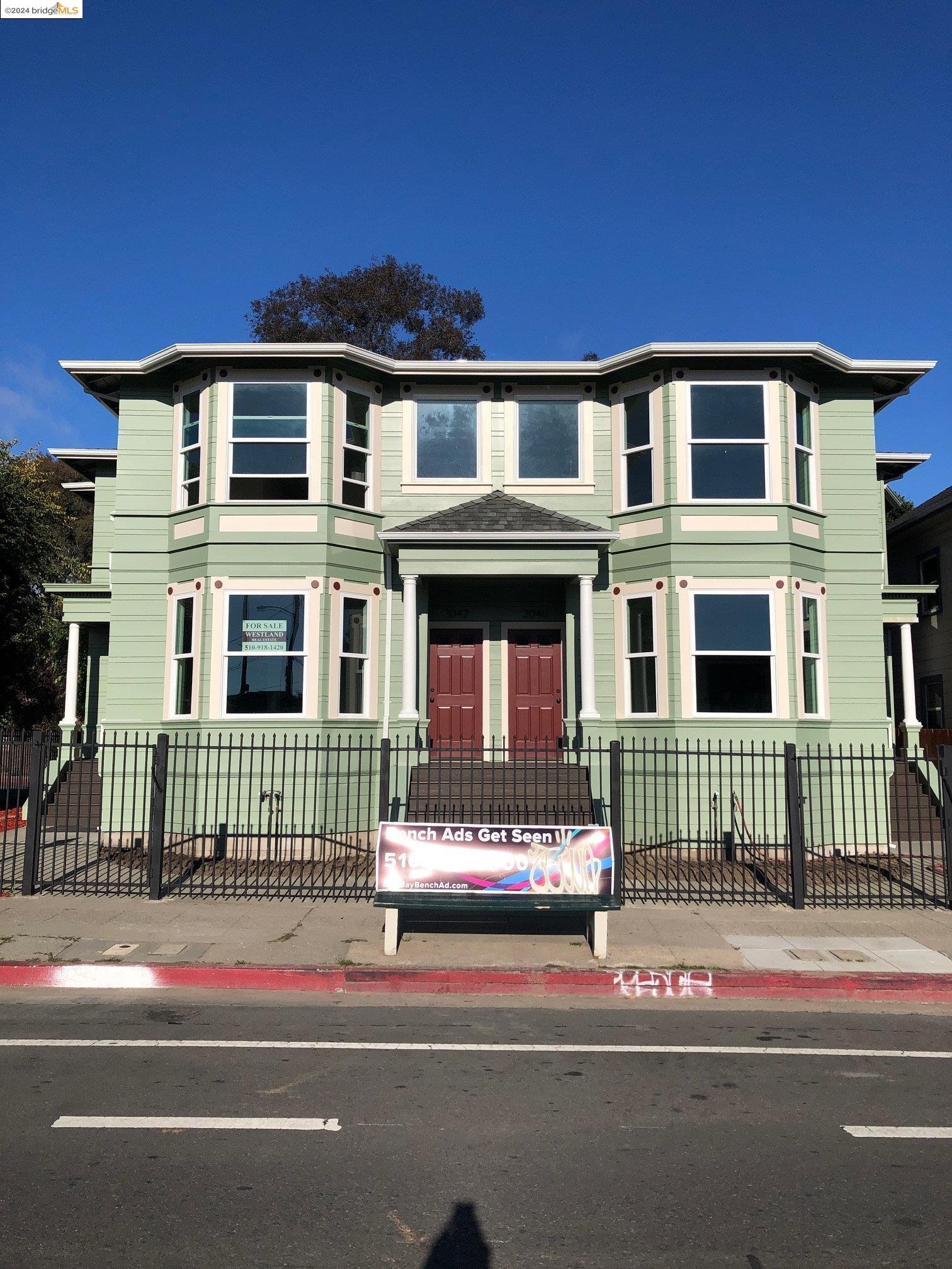 3042 Martin Luther King Jr Way, Oakland, California 94609, 3 Bedrooms Bedrooms, 6 Rooms Rooms,2 BathroomsBathrooms,Residential Lease,For Rent,3042 Martin Luther King Jr Way,41073416