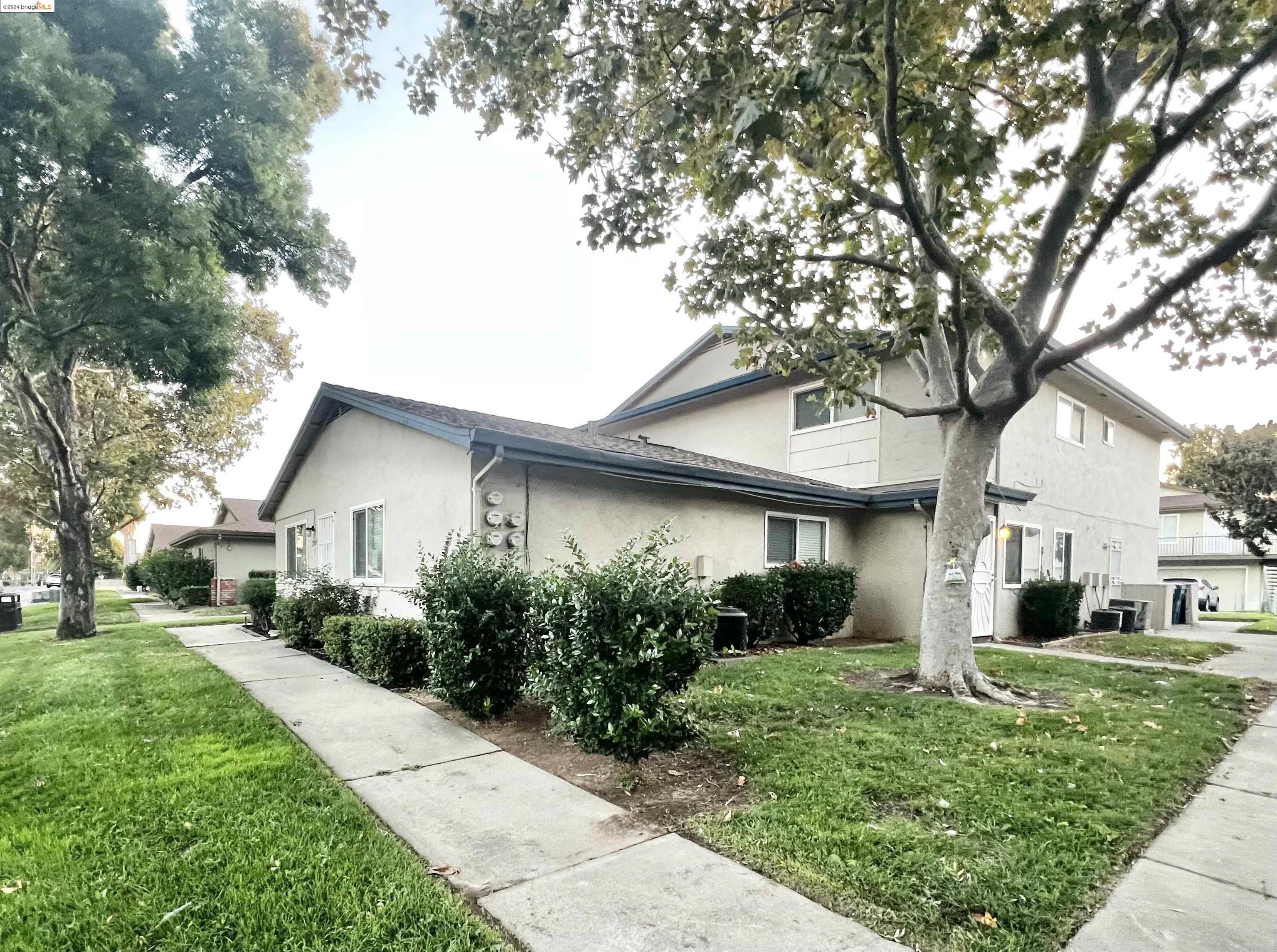 2201 Peppertree Way # 1, Antioch, California 94509, 2 Bedrooms Bedrooms, 5 Rooms Rooms,1 BathroomBathrooms,Residential,For Sale,2201 Peppertree Way # 1,41073468