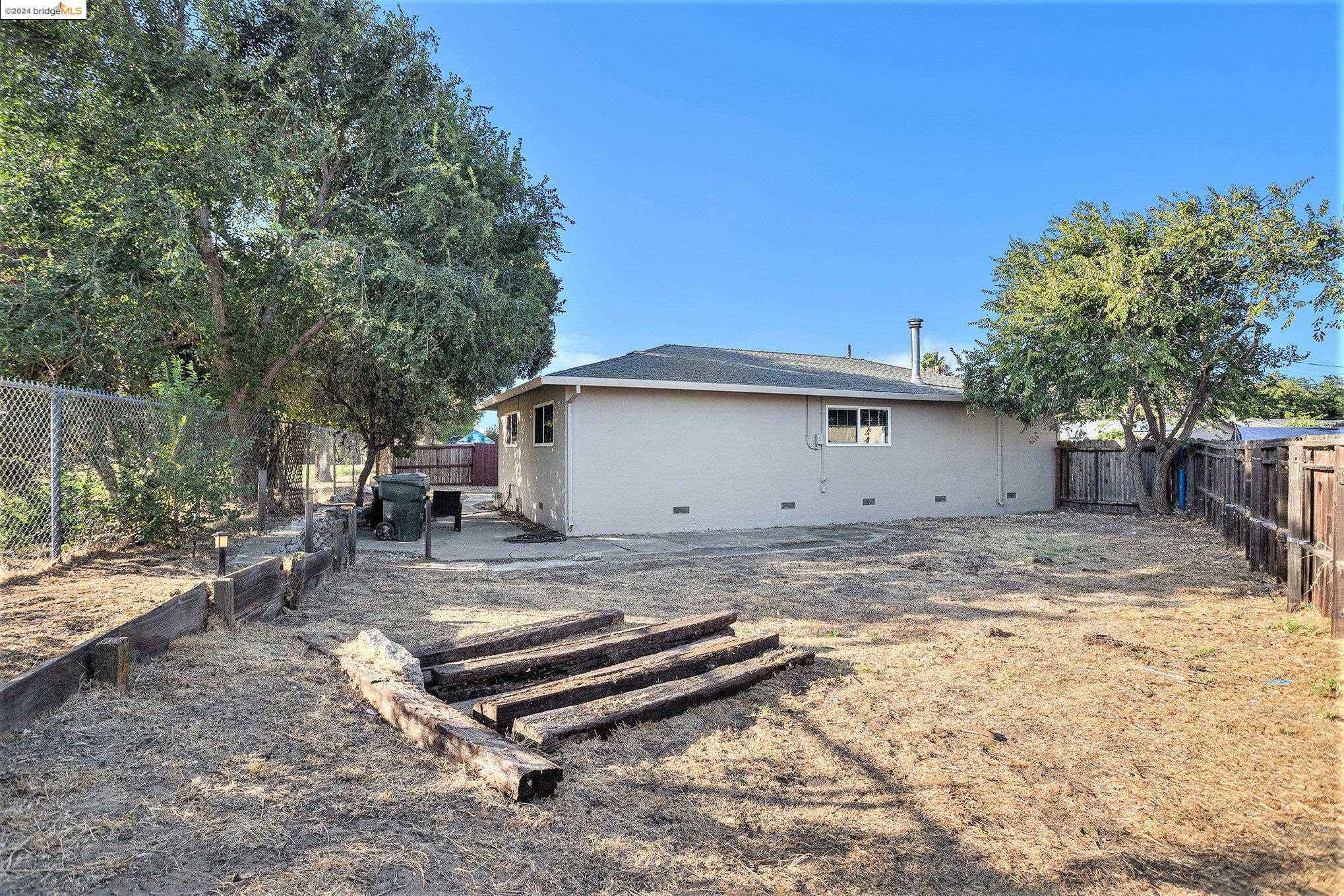 1201 Hargrove St, Antioch, California 94509, 3 Bedrooms Bedrooms, 6 Rooms Rooms,2 BathroomsBathrooms,Residential,For Sale,1201 Hargrove St,41073555