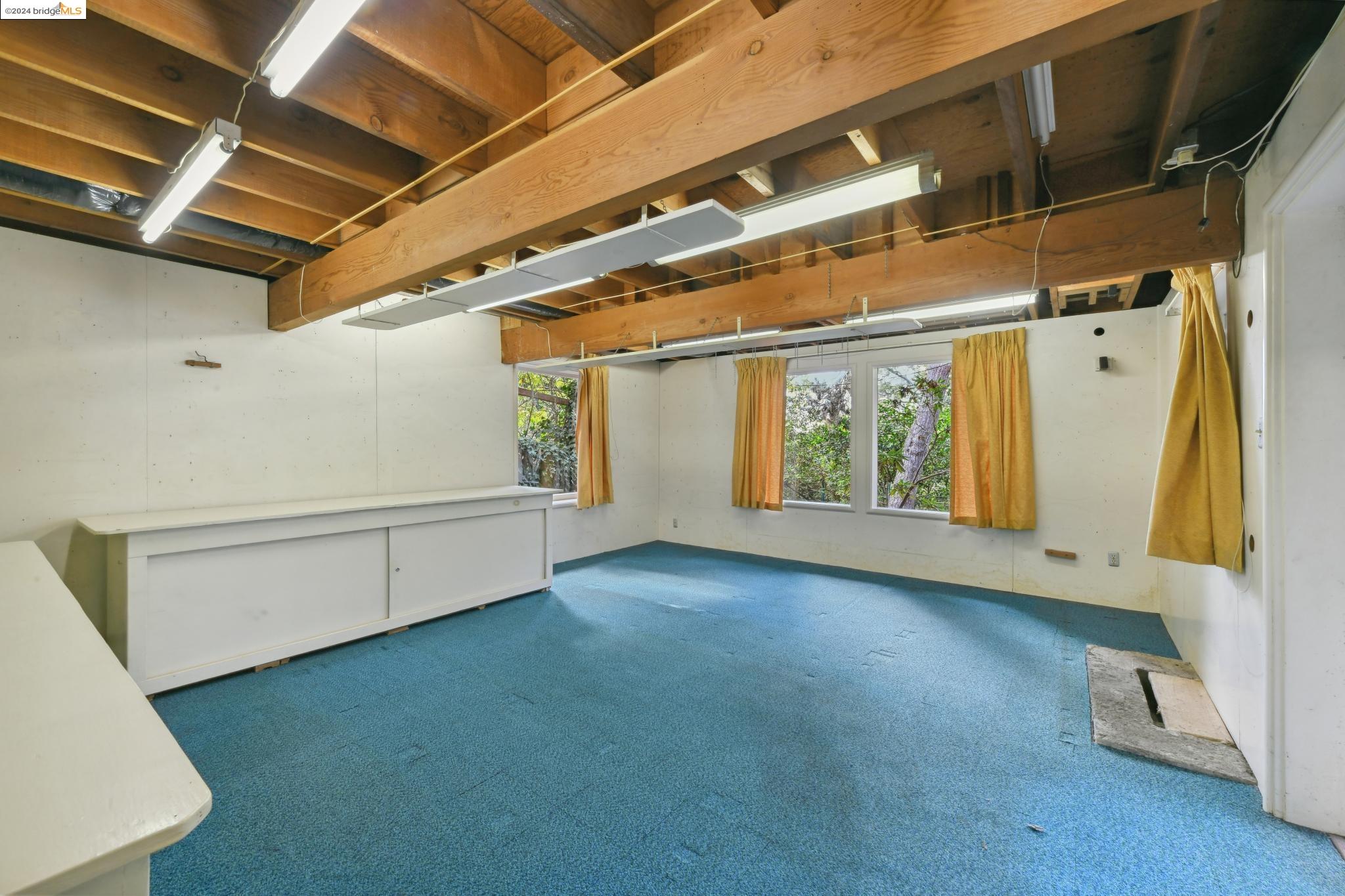 1434 Grizzly Peak Blvd, Berkeley, California 94708, 2 Bedrooms Bedrooms, 5 Rooms Rooms,2 BathroomsBathrooms,Residential,For Sale,1434 Grizzly Peak Blvd,41073580