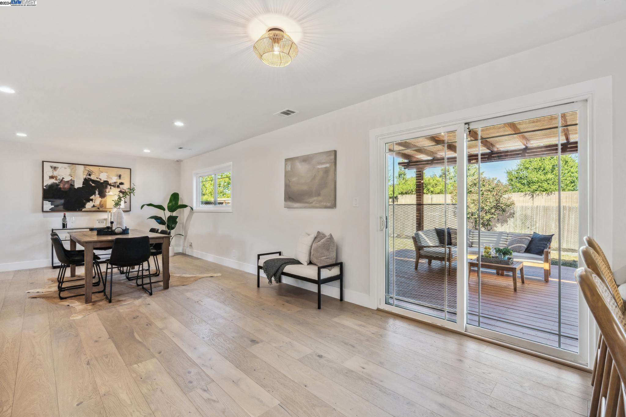 8725 Deervale Rd, Dublin, California 94568, 3 Bedrooms Bedrooms, 6 Rooms Rooms,2 BathroomsBathrooms,Residential,For Sale,8725 Deervale Rd,41074631