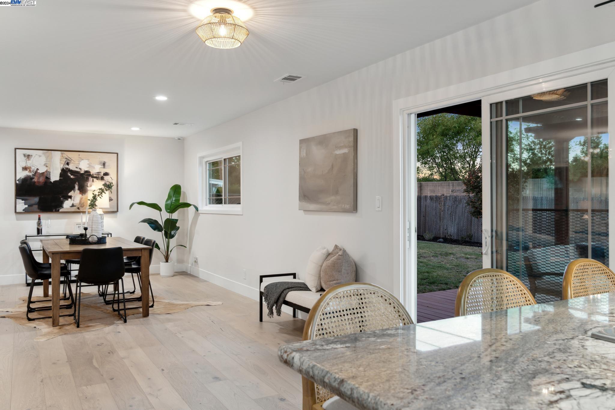 8725 Deervale Rd, Dublin, California 94568, 3 Bedrooms Bedrooms, 6 Rooms Rooms,2 BathroomsBathrooms,Residential,For Sale,8725 Deervale Rd,41074631