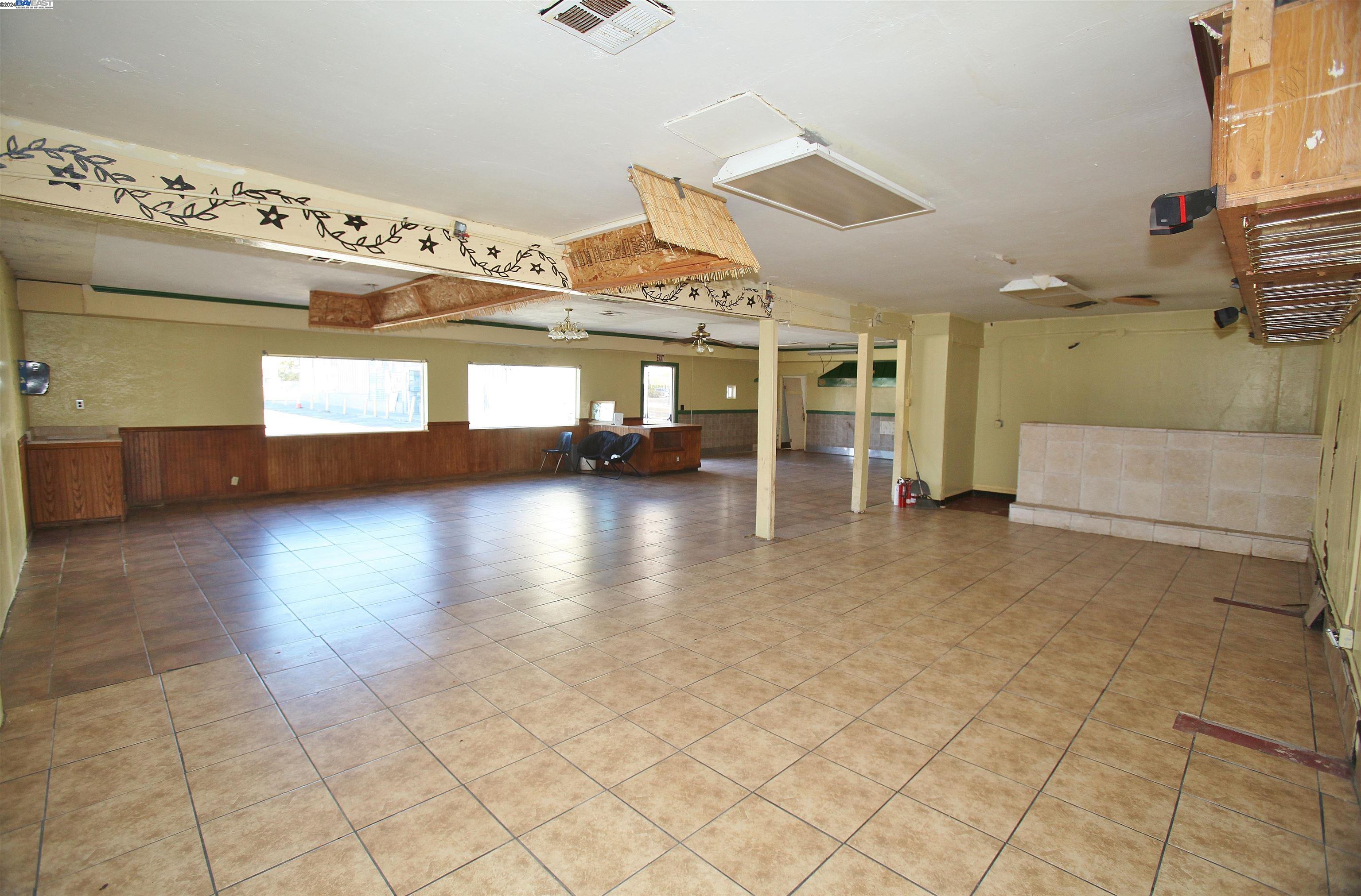 821 Sycamore Ave, Hayward, California 94544, ,Commercial Lease,For Rent,821 Sycamore Ave,41075187