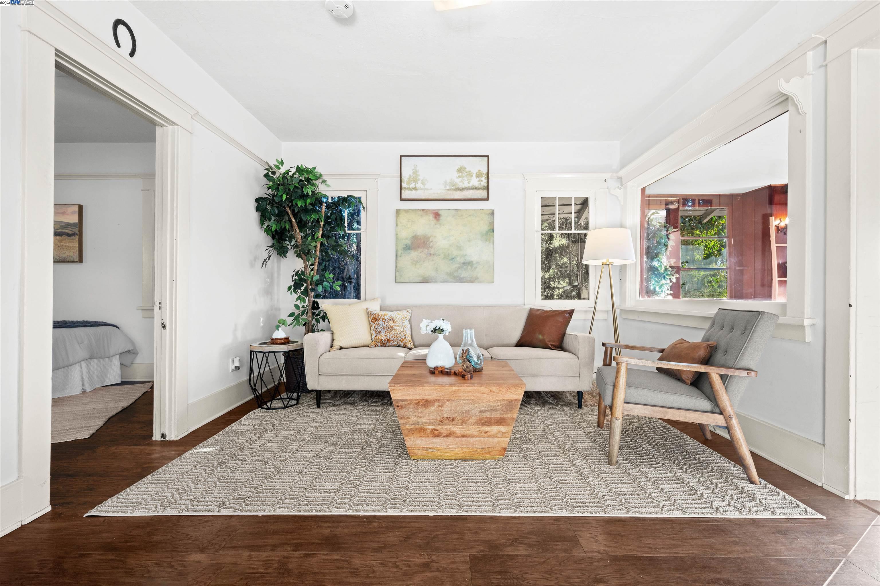 1508 N Avenue 56, Los Angeles, California 90042, 2 Bedrooms Bedrooms, 5 Rooms Rooms,1 BathroomBathrooms,Residential,For Sale,1508 N Avenue 56,41078068