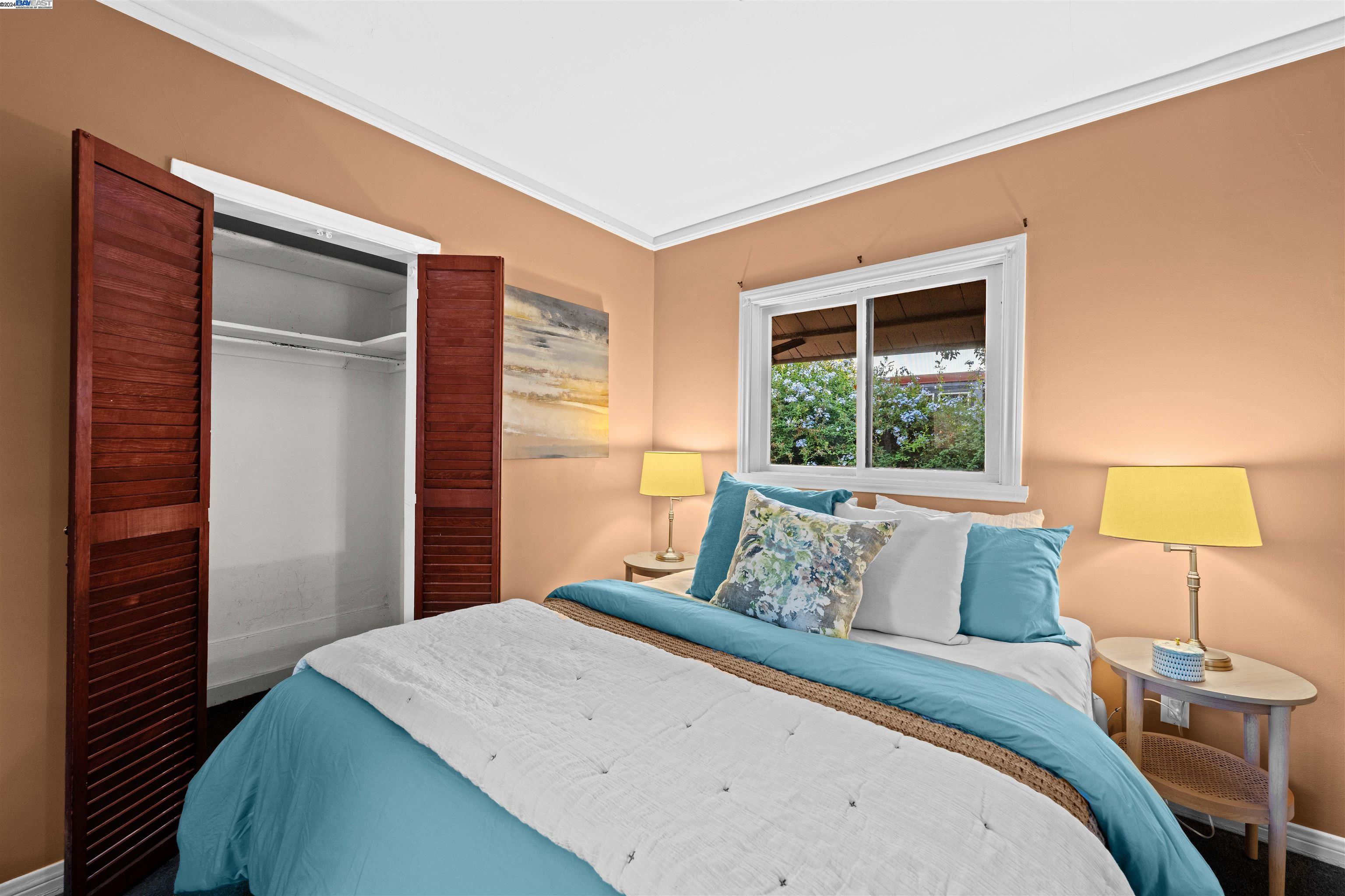 1508 N Avenue 56, Los Angeles, California 90042, 2 Bedrooms Bedrooms, 5 Rooms Rooms,1 BathroomBathrooms,Residential,For Sale,1508 N Avenue 56,41078068